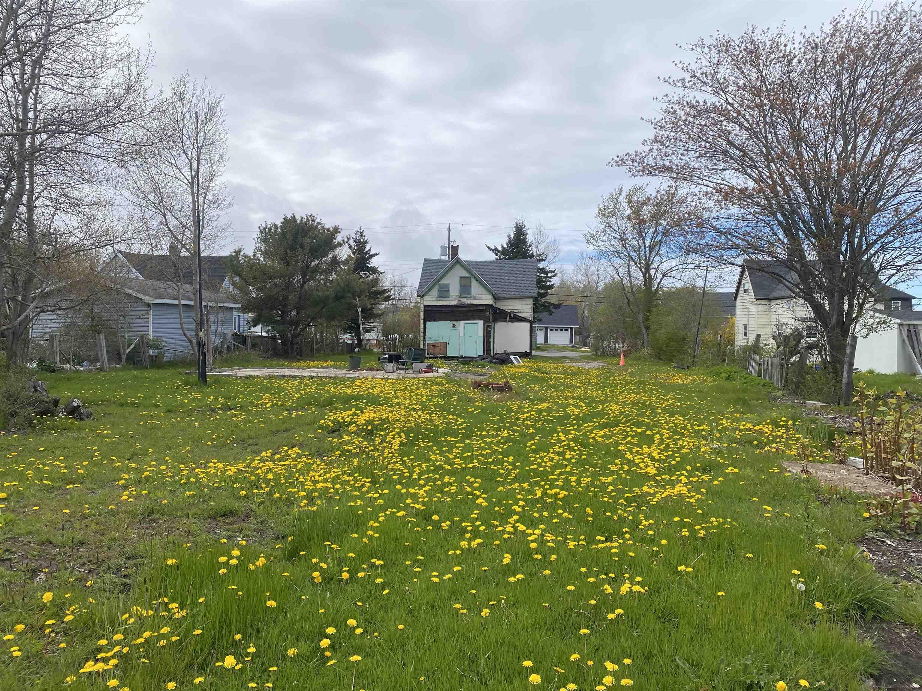 $35,000.00: 230 Atlantic Street, Sydney Mines