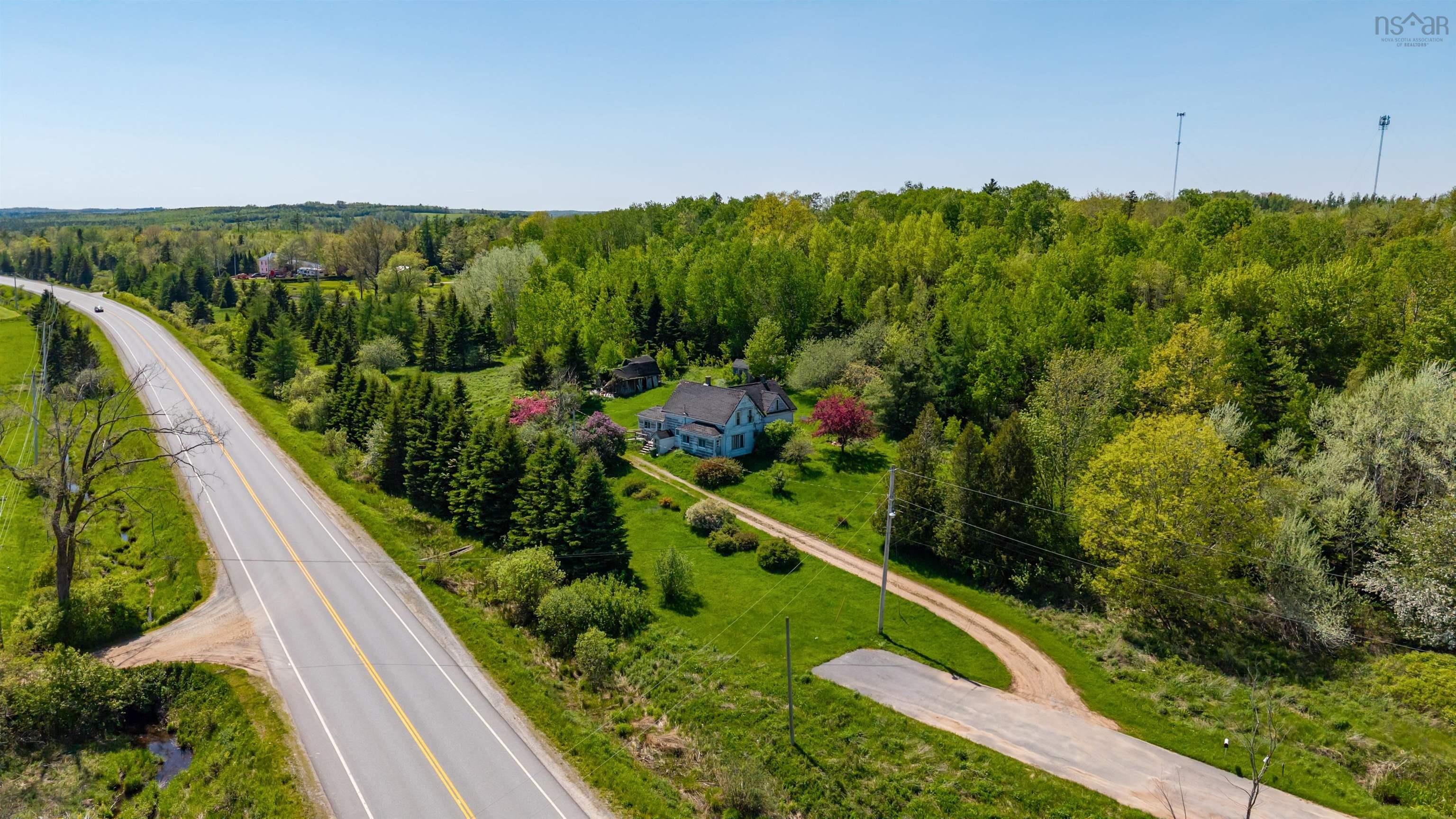$135,000.00: 2 George Street Extension, Stewiacke