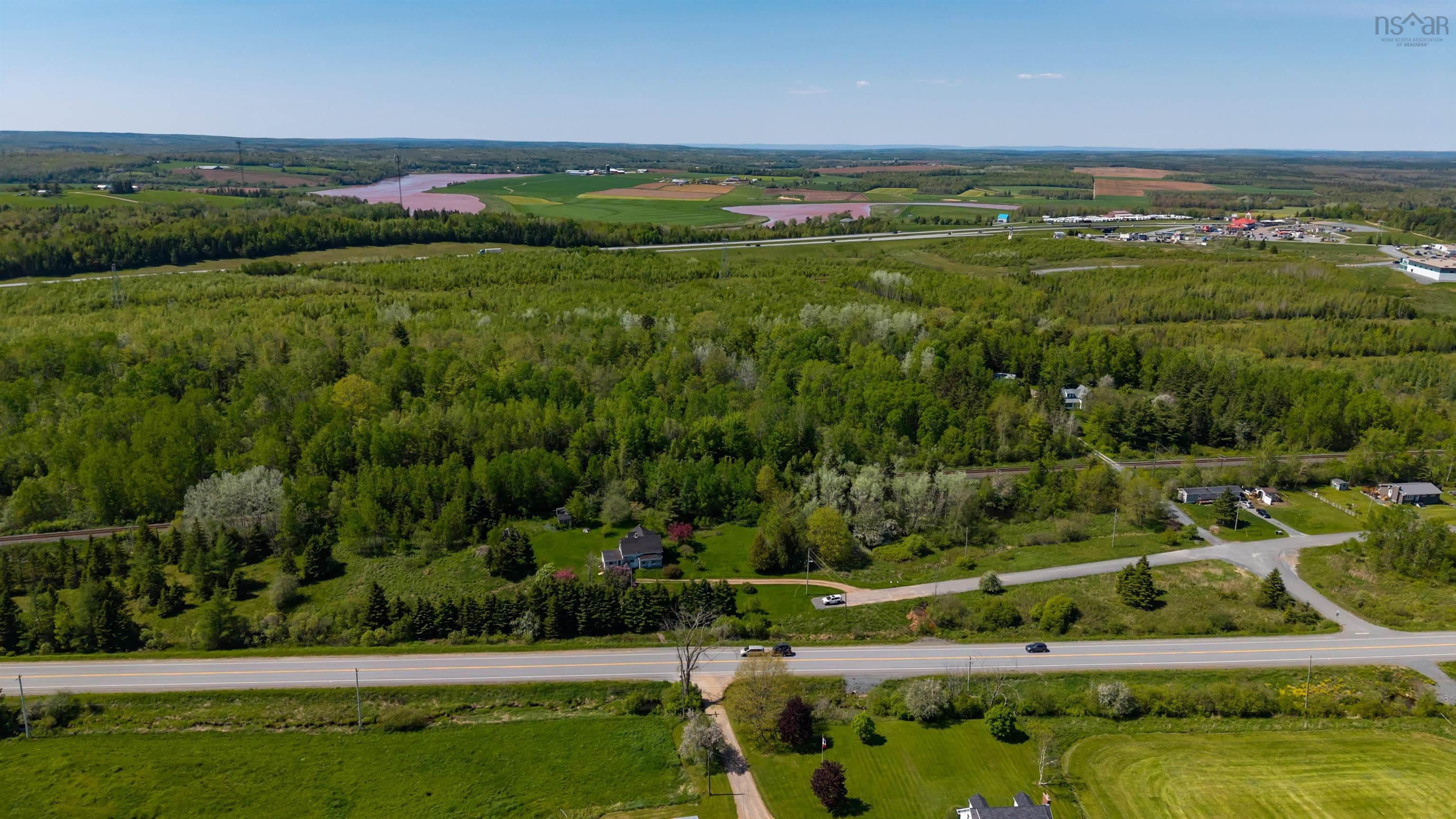 $135,000.00: 2 George Street Extension, Stewiacke