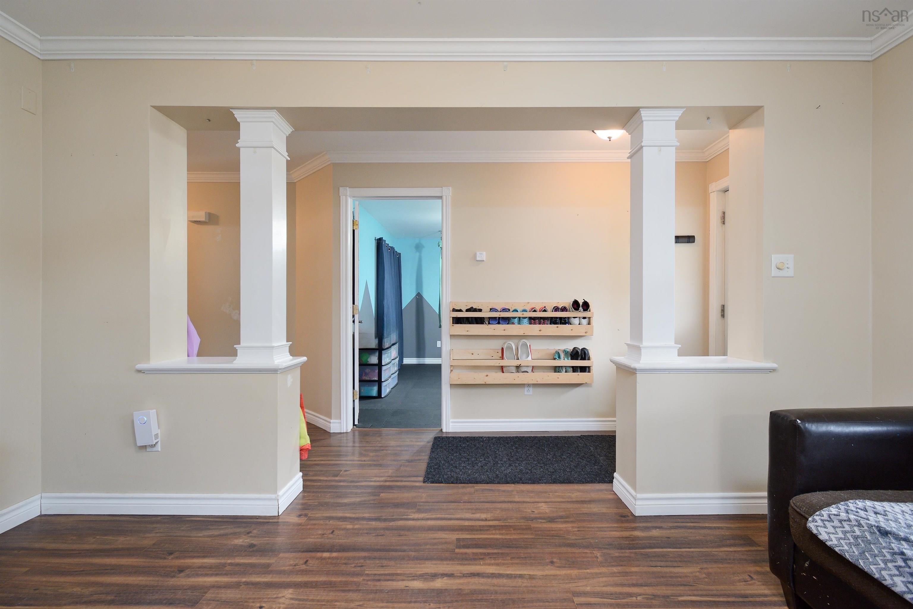 $543,000.00: 4598 Grand Mira North Road, Huntington