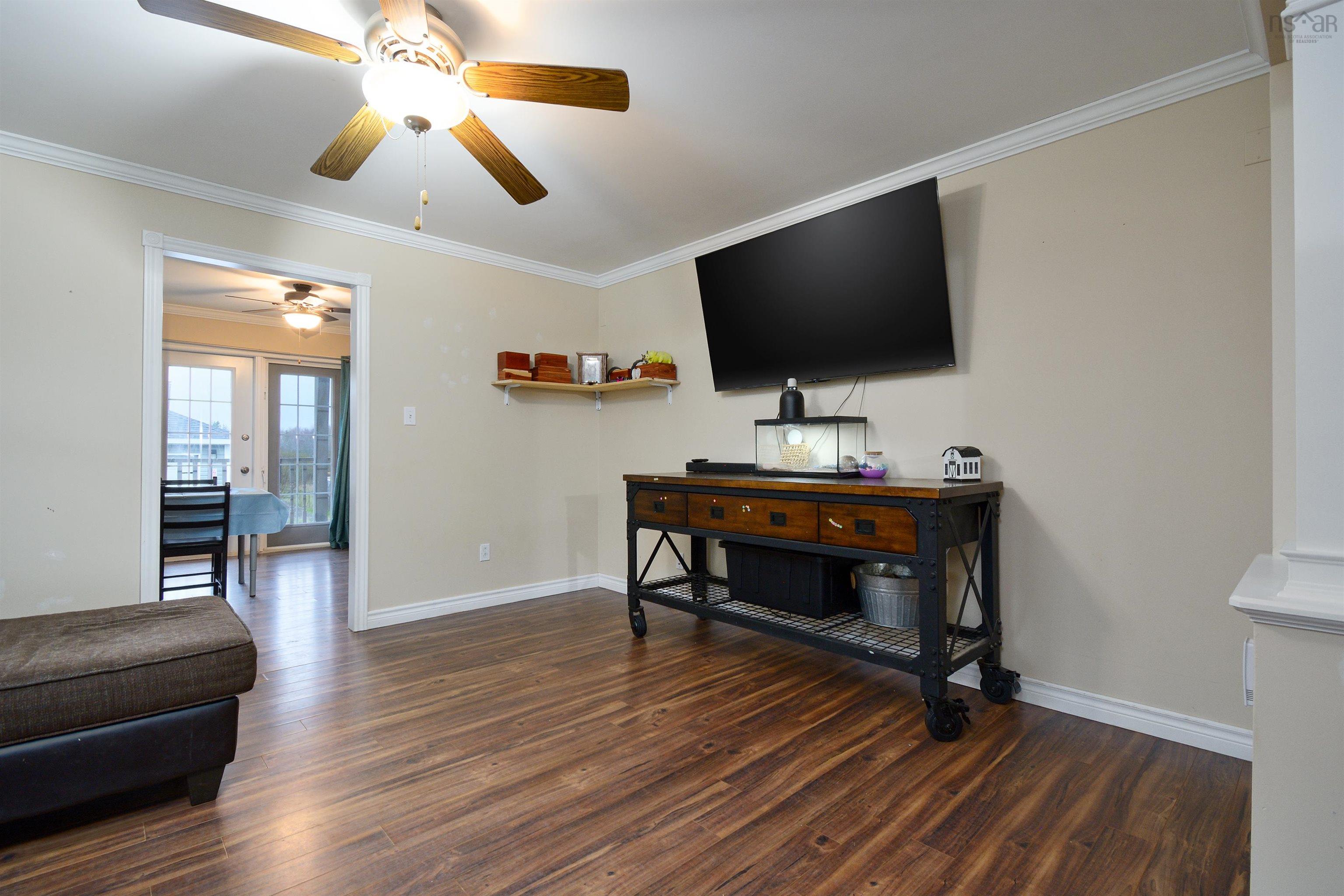 $543,000.00: 4598 Grand Mira North Road, Huntington
