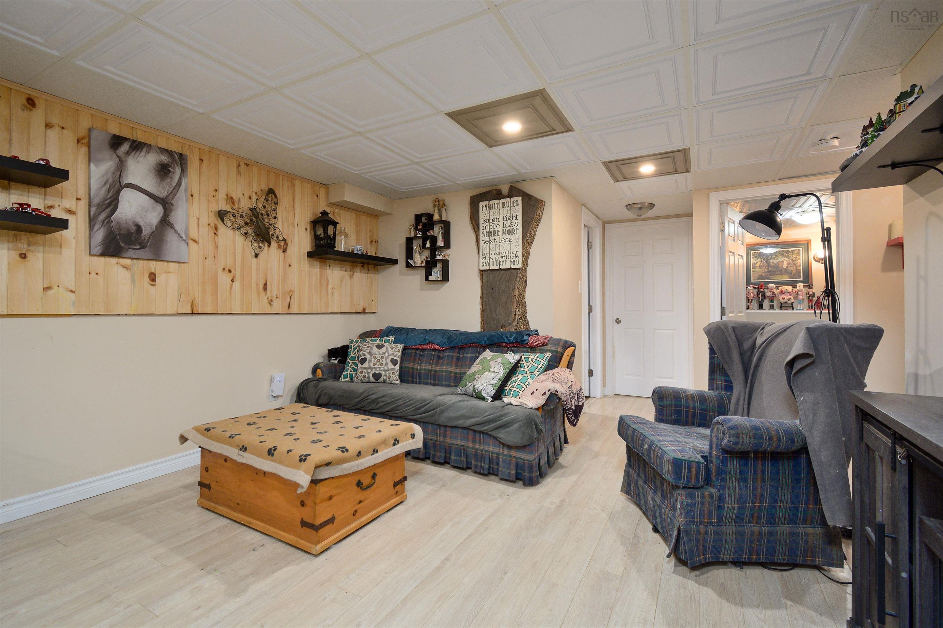 $543,000.00: 4598 Grand Mira North Road, Huntington