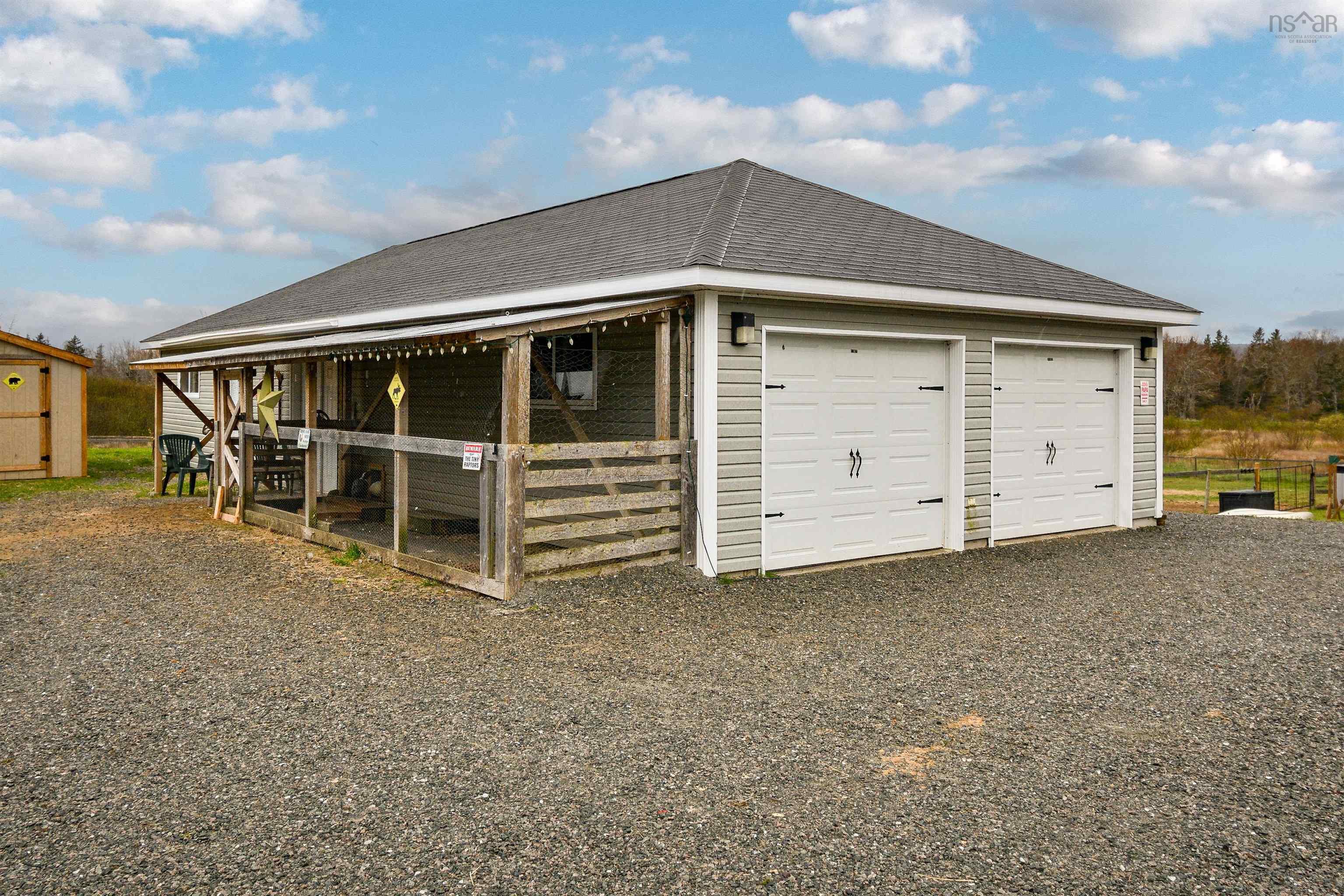 $543,000.00: 4598 Grand Mira North Road, Huntington