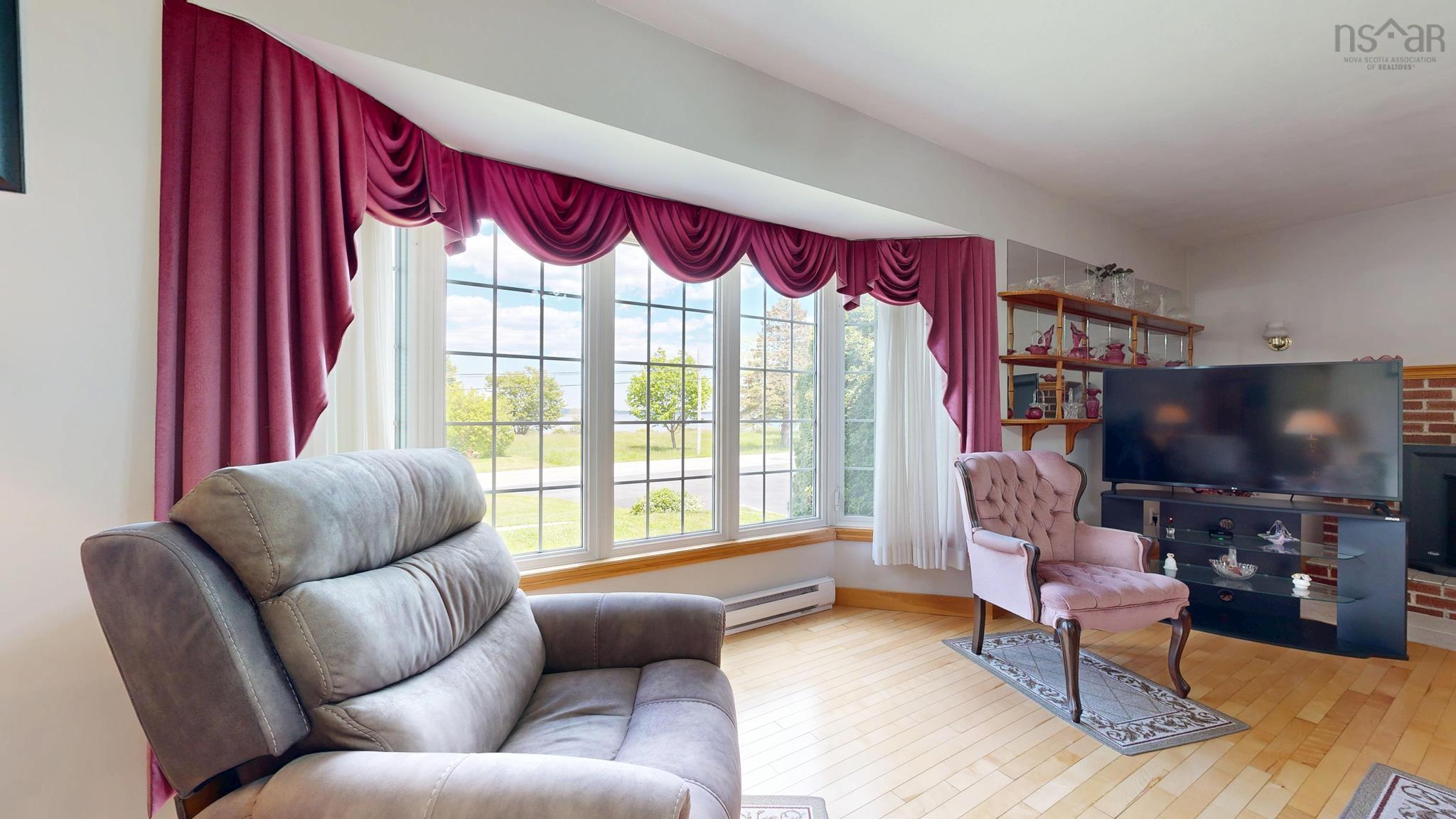 $675,000.00: 46 Long Cove Road, Port Medway