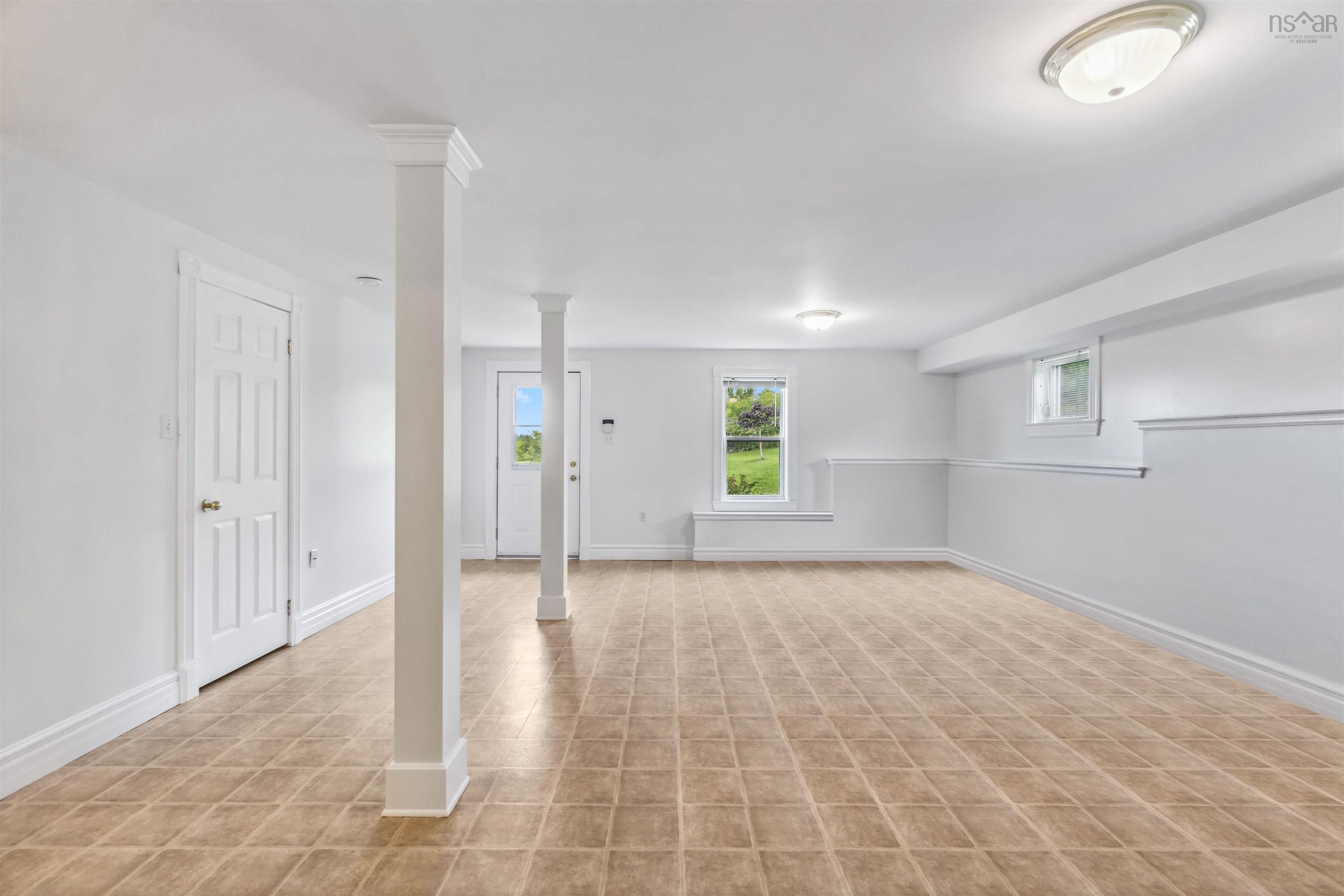 $759,900.00: 2135 Highway 221, Dempseys Corner