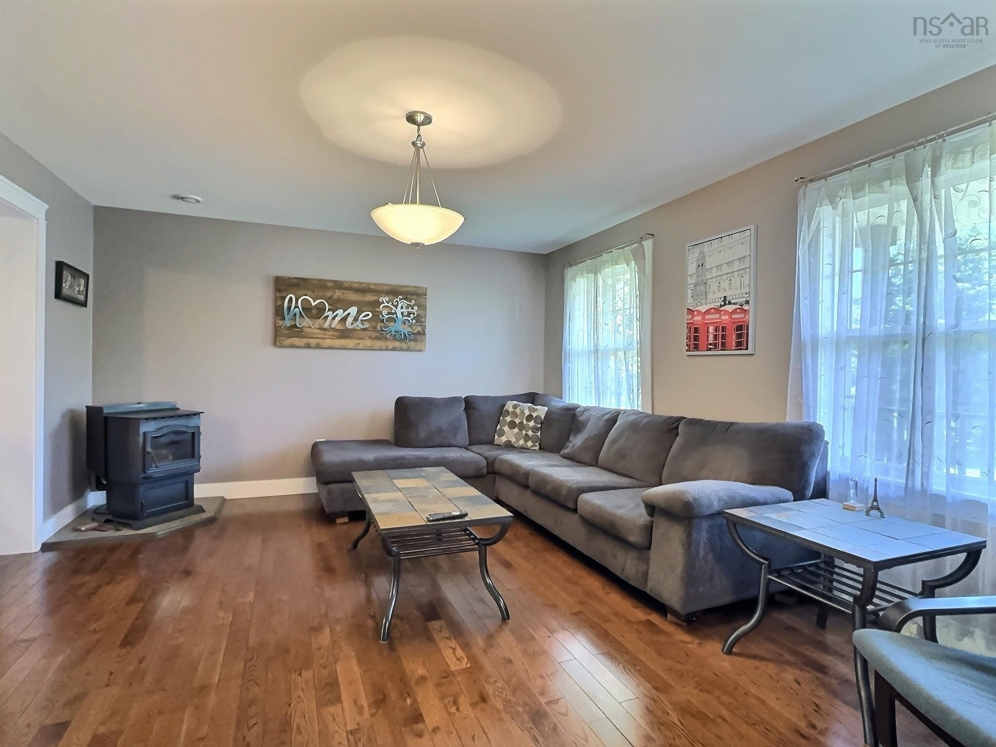 $674,900.00: 80 Burris Drive, Valley