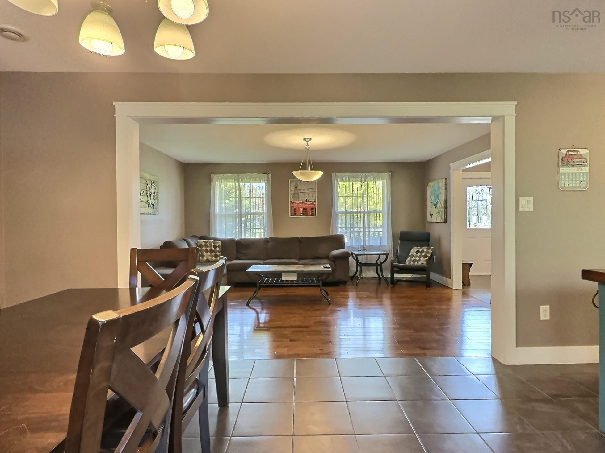 $674,900.00: 80 Burris Drive, Valley