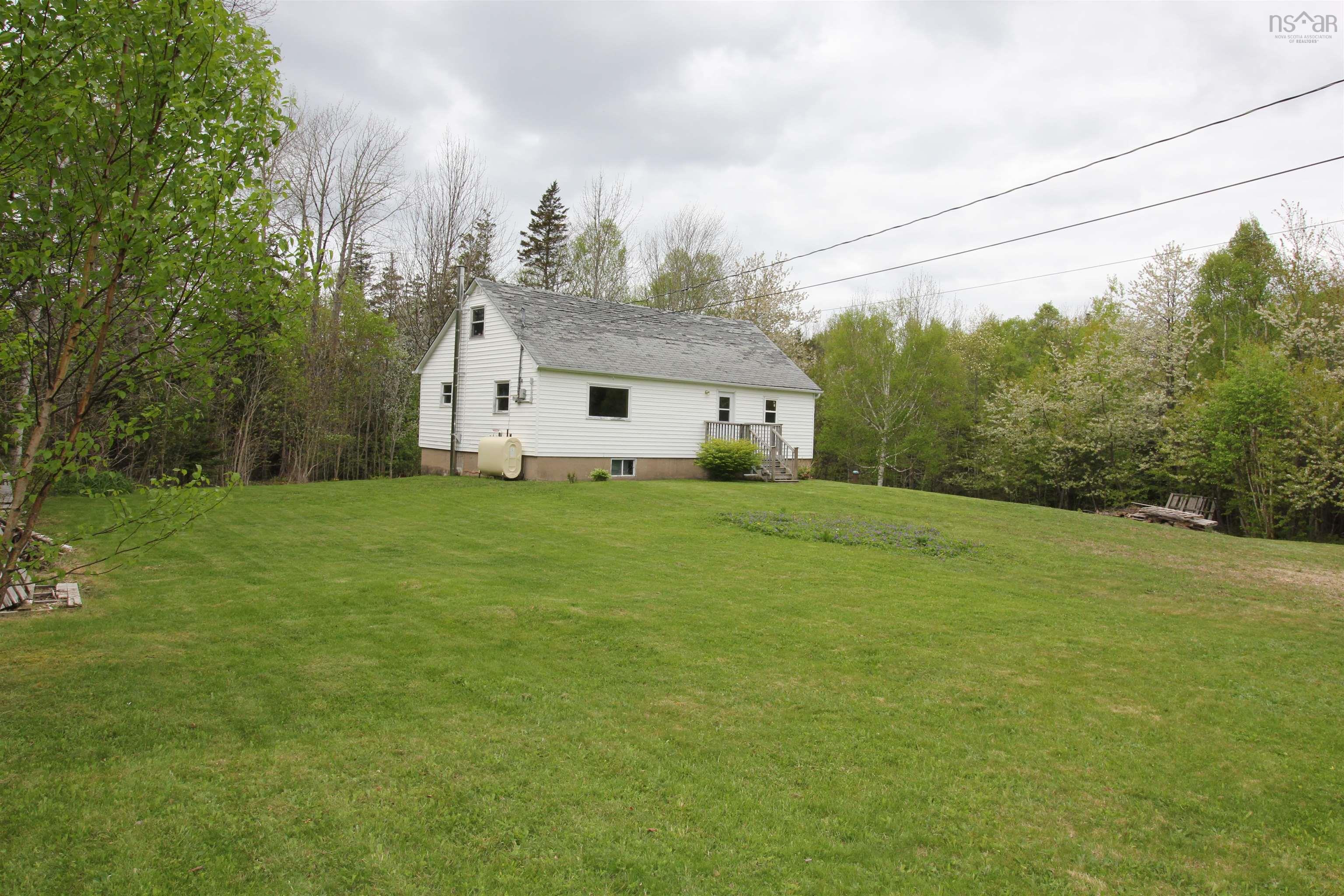 $139,500.00: 1291 McNally Road, Morden
