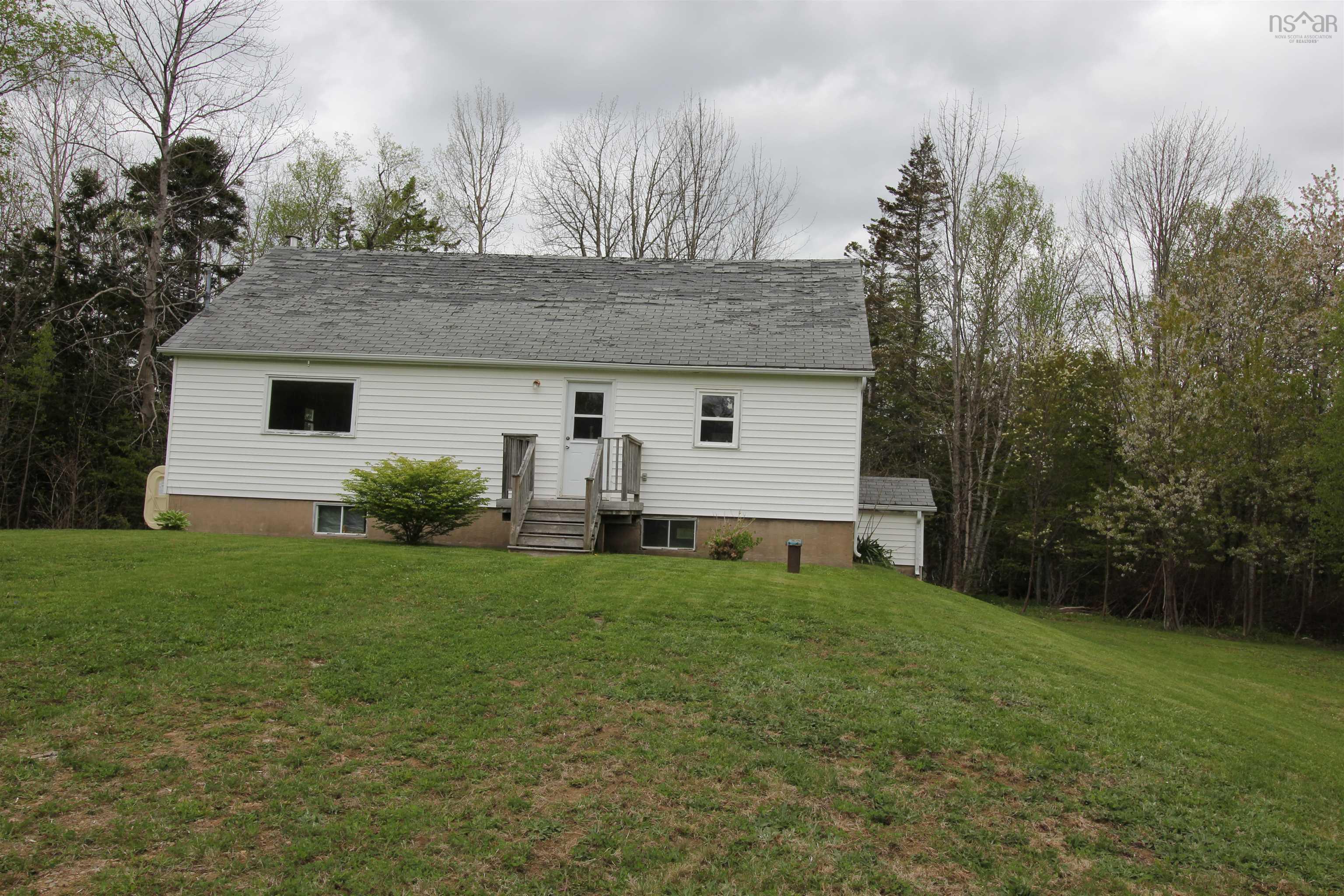 $139,500.00: 1291 McNally Road, Morden