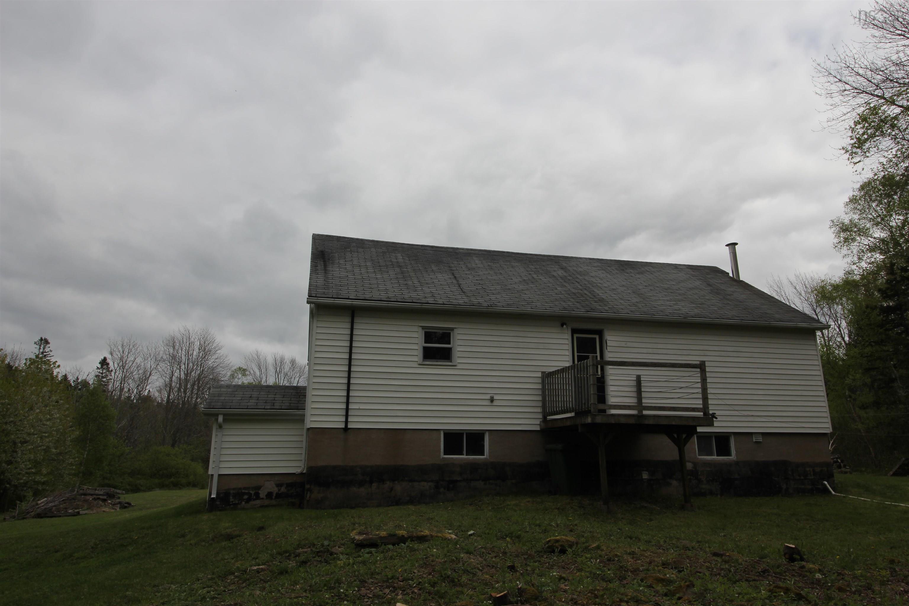 $139,500.00: 1291 McNally Road, Morden