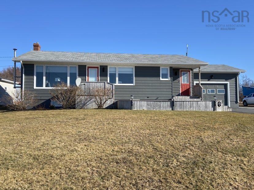 $475,000.00: 17 Chemin de Susanne Road, Chéticamp