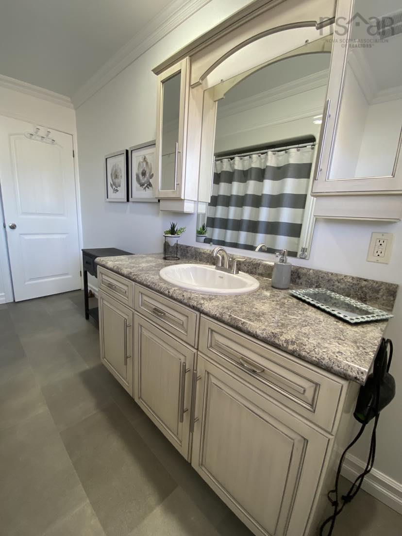 $475,000.00: 17 Chemin de Susanne Road, Chéticamp
