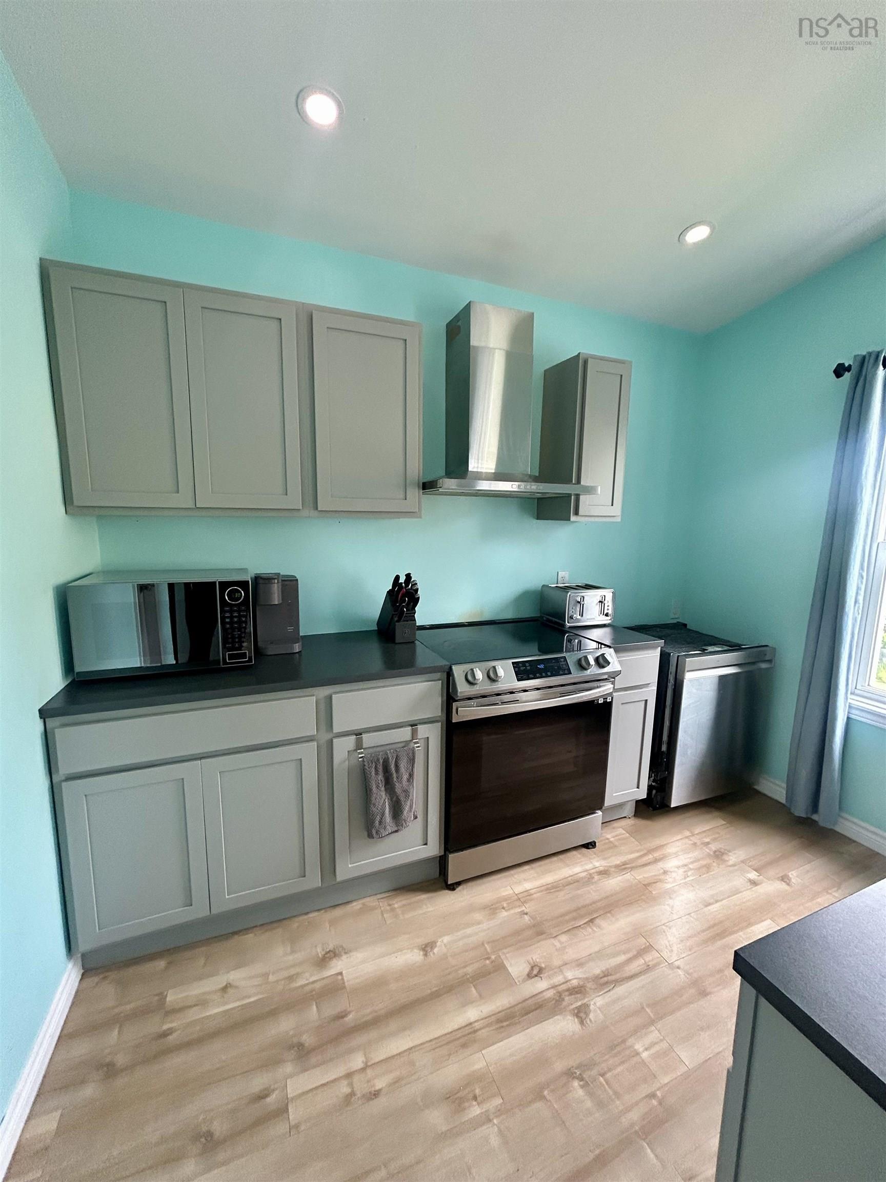 $269,999.00: 399 MacDonald Street, New Glasgow