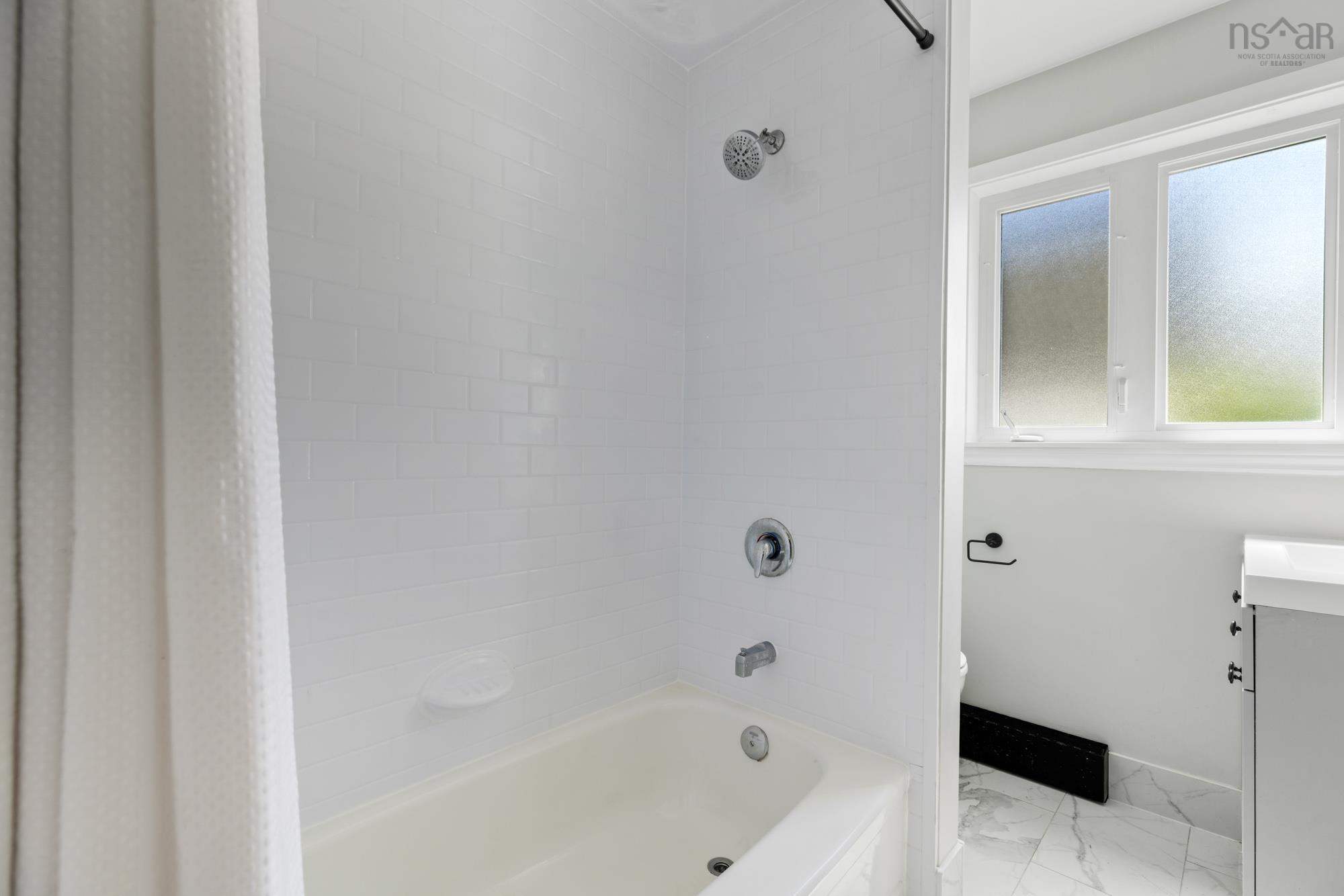 $499,000.00: 15 Belvedere Drive, Lower Sackville