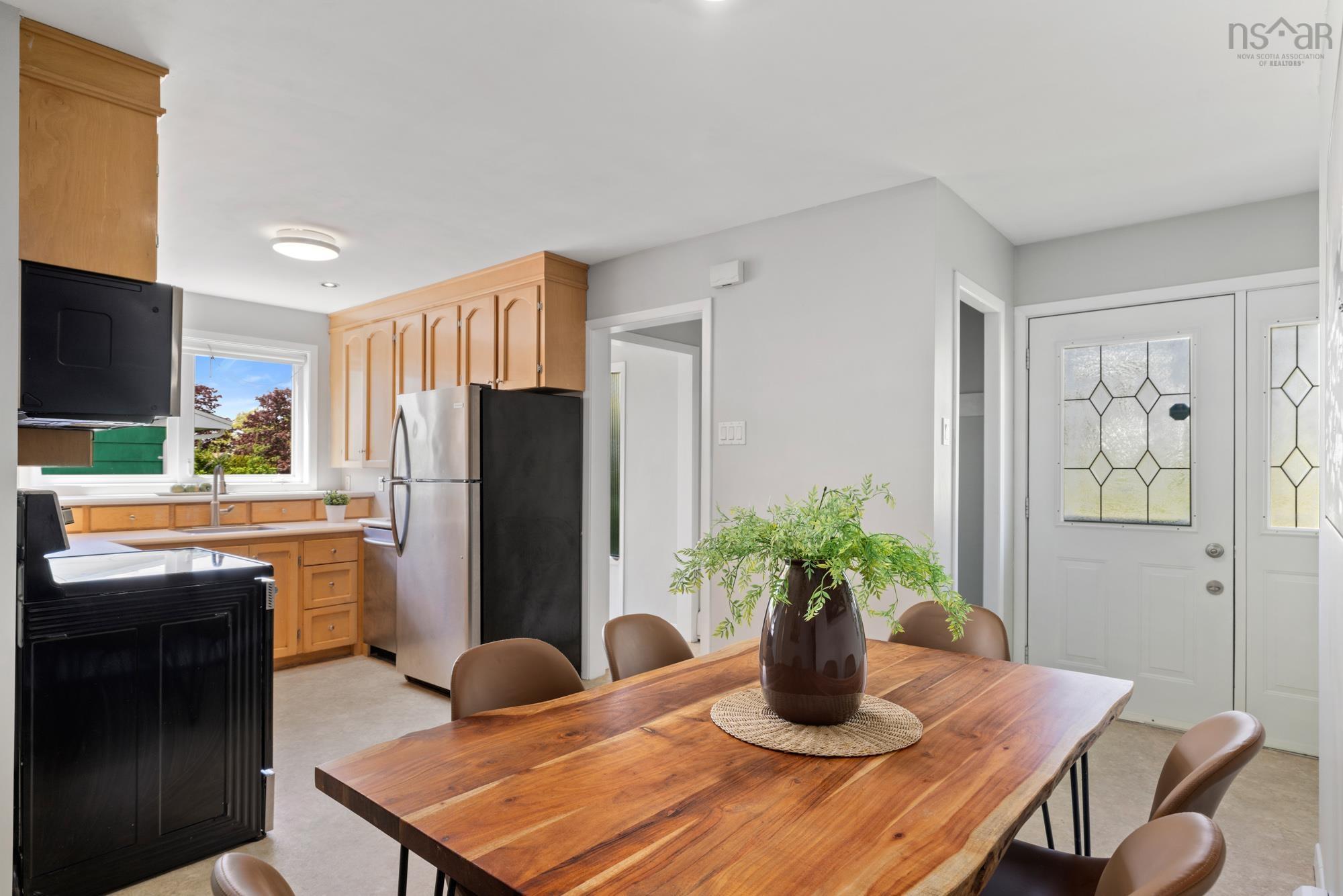$499,000.00: 15 Belvedere Drive, Lower Sackville