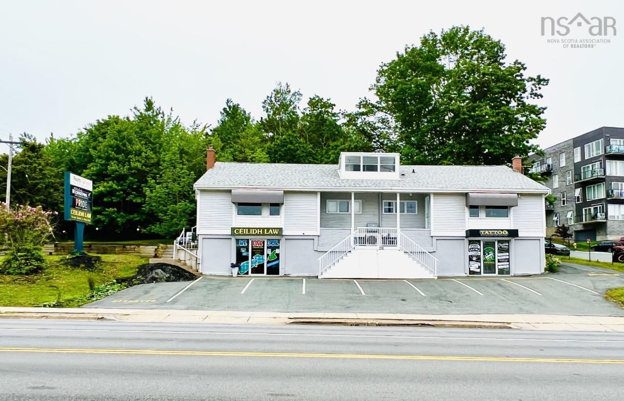 $25.00: 281 SACKVILLE Drive, Sackville