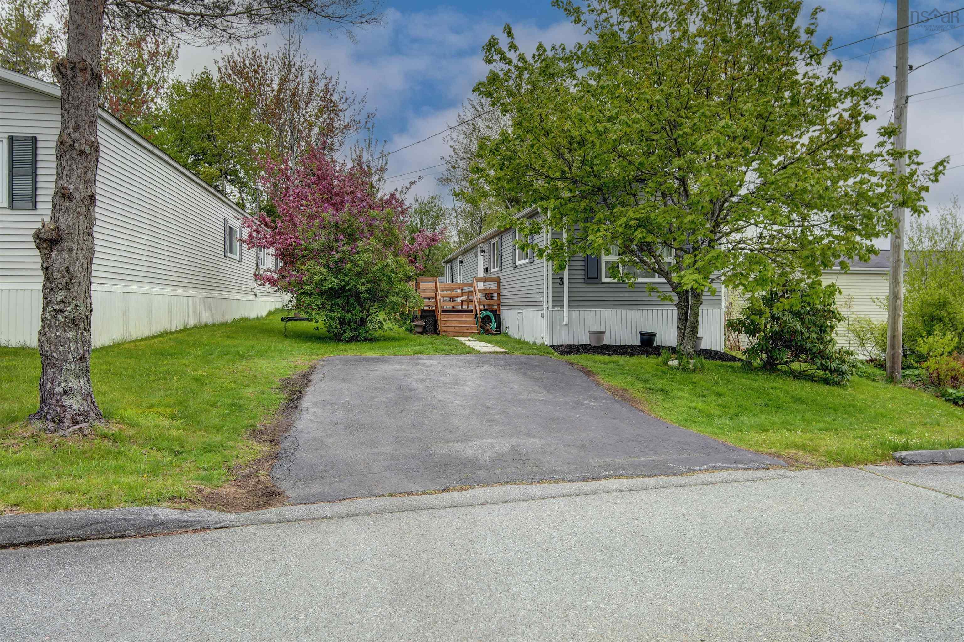 $274,900.00: 3 Imlah Drive, Middle Sackville