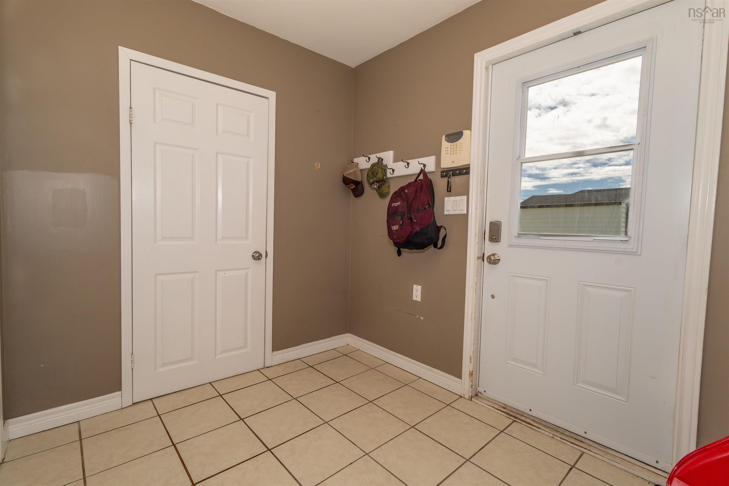 $275,000.00: 4 Emery Lane, Glace Bay