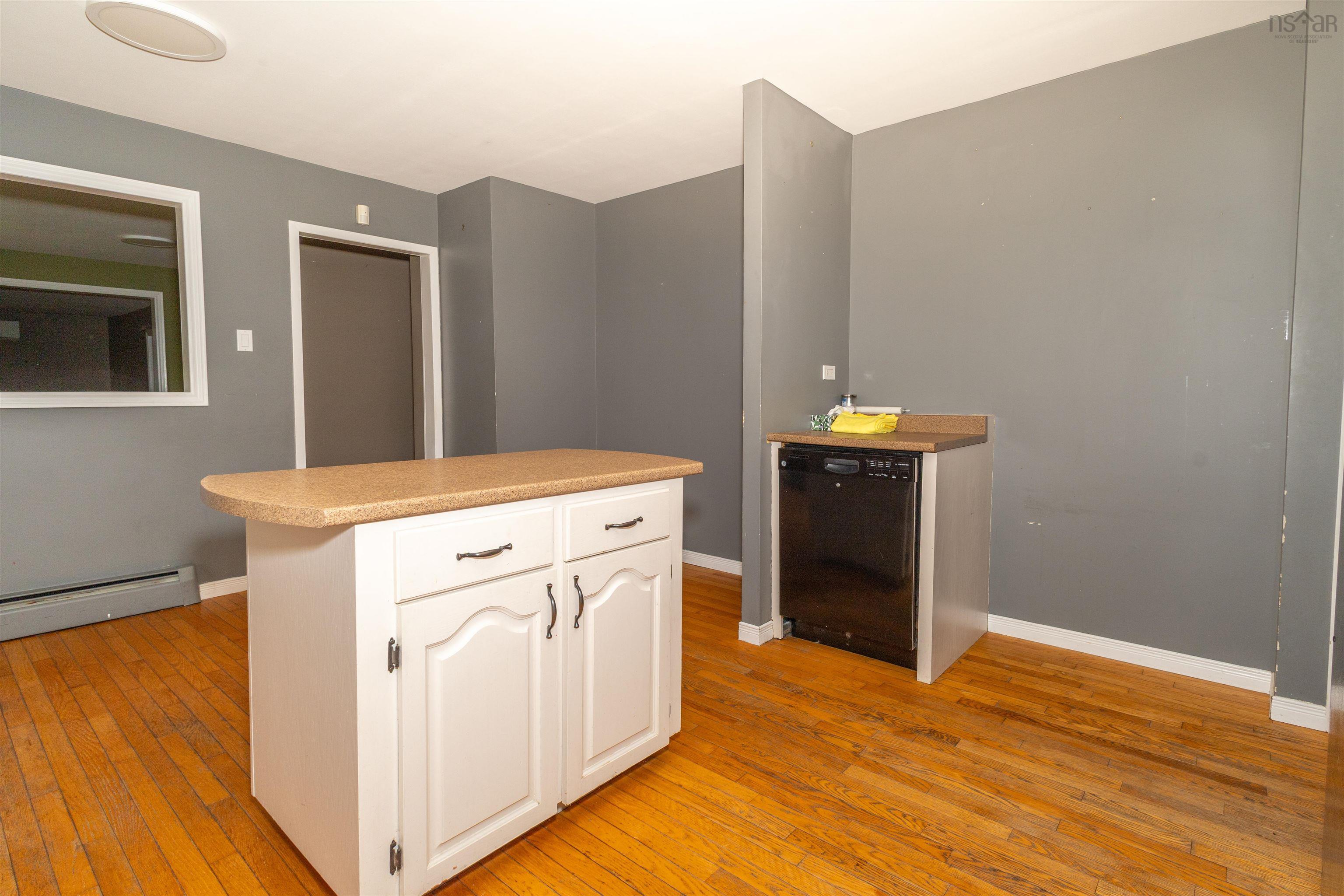 $275,000.00: 4 Emery Lane, Glace Bay