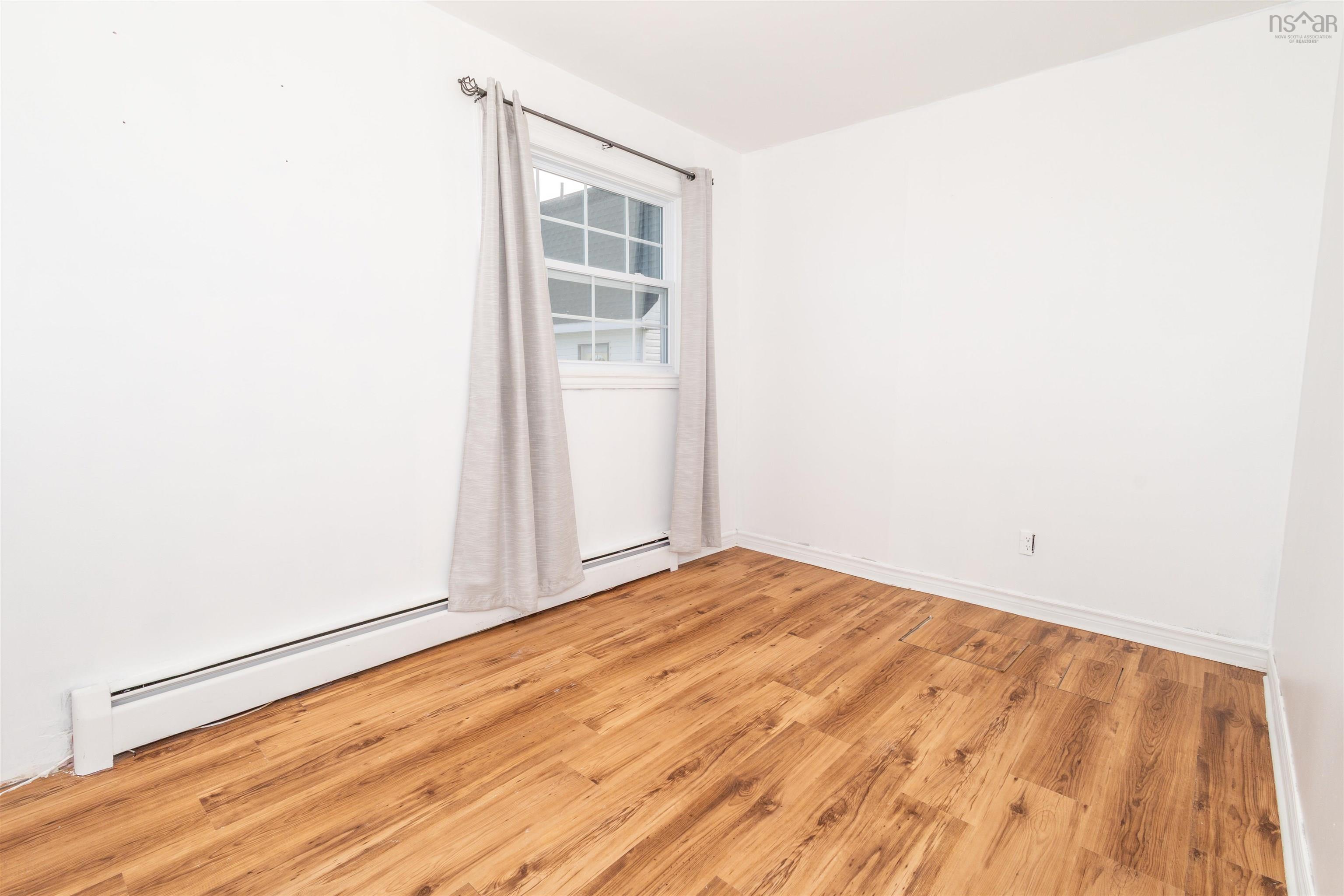 $275,000.00: 4 Emery Lane, Glace Bay