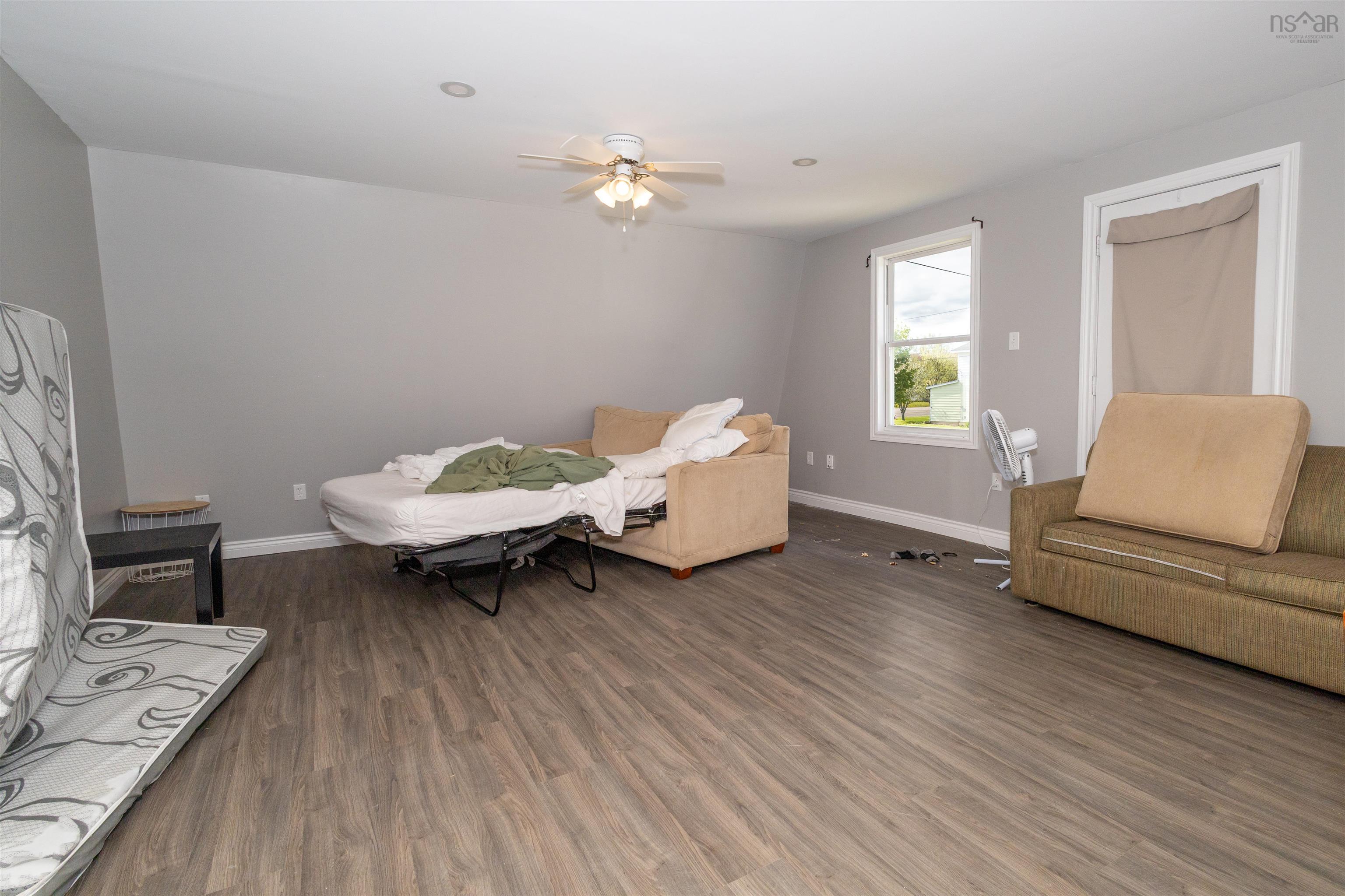 $275,000.00: 4 Emery Lane, Glace Bay