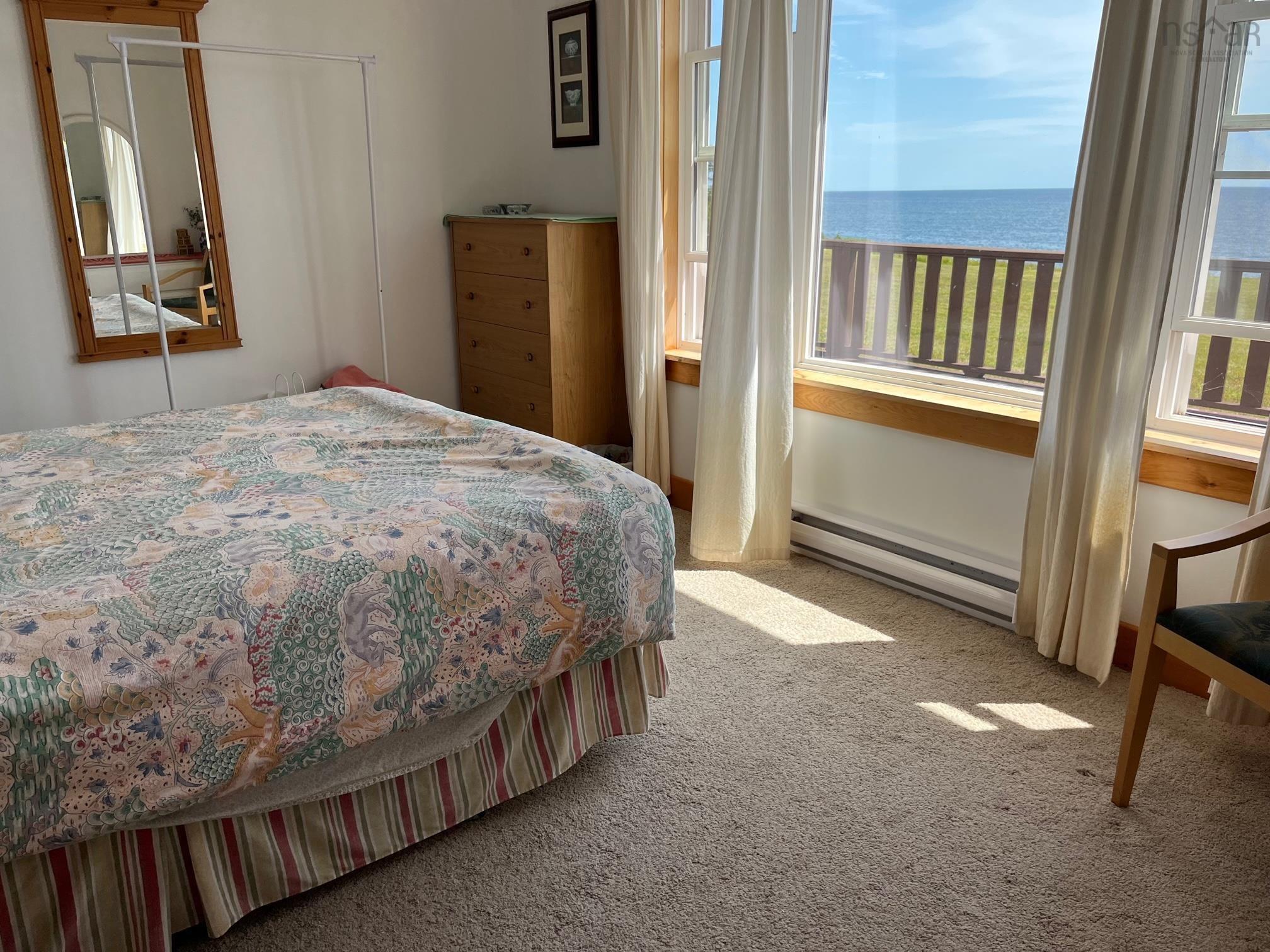 $750,000.00: 45143 Cabot Trail, North Shore