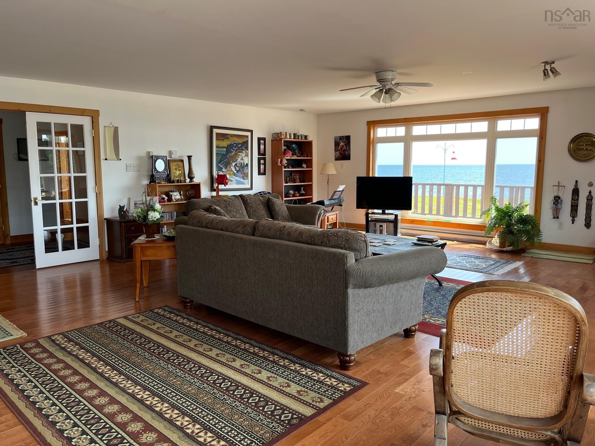 $750,000.00: 45143 Cabot Trail, North Shore