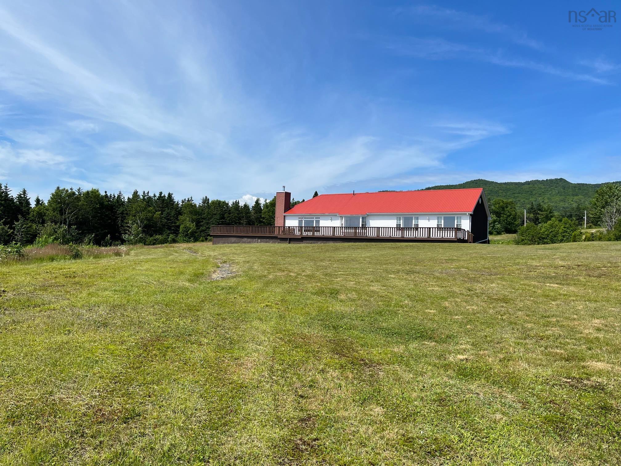 $750,000.00: 45143 Cabot Trail, North Shore