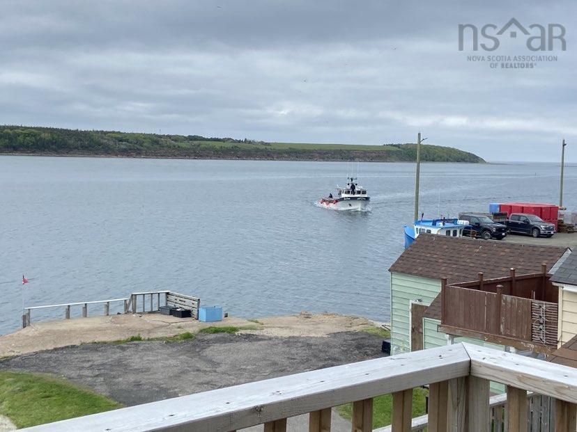 $349,000.00: 15319 Cabot Trail, Chéticamp