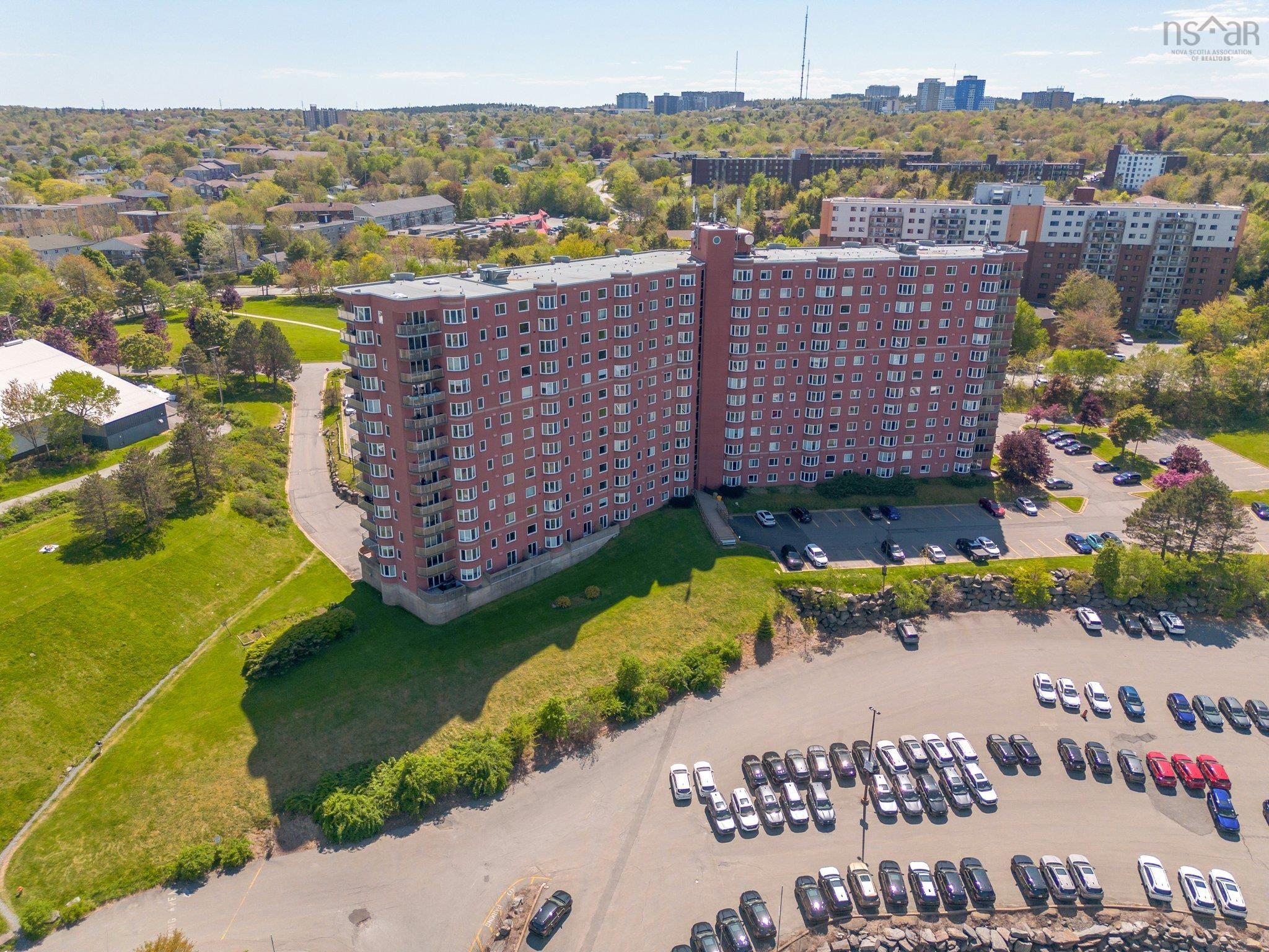 $324,900.00: 612 45 Vimy Avenue, Halifax
