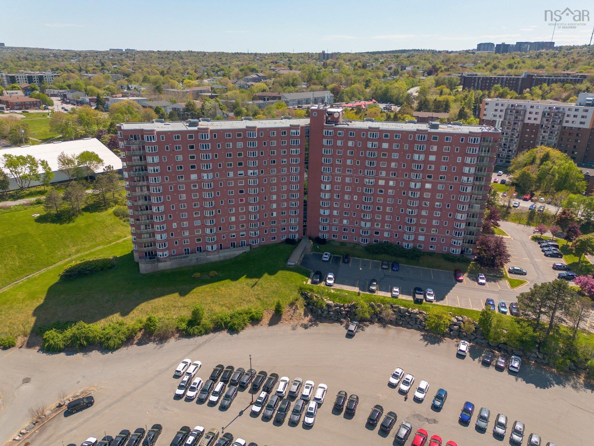 $324,900.00: 612 45 Vimy Avenue, Halifax