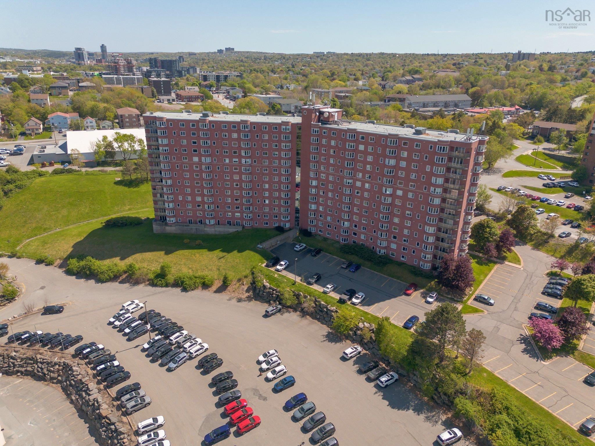 $324,900.00: 612 45 Vimy Avenue, Halifax