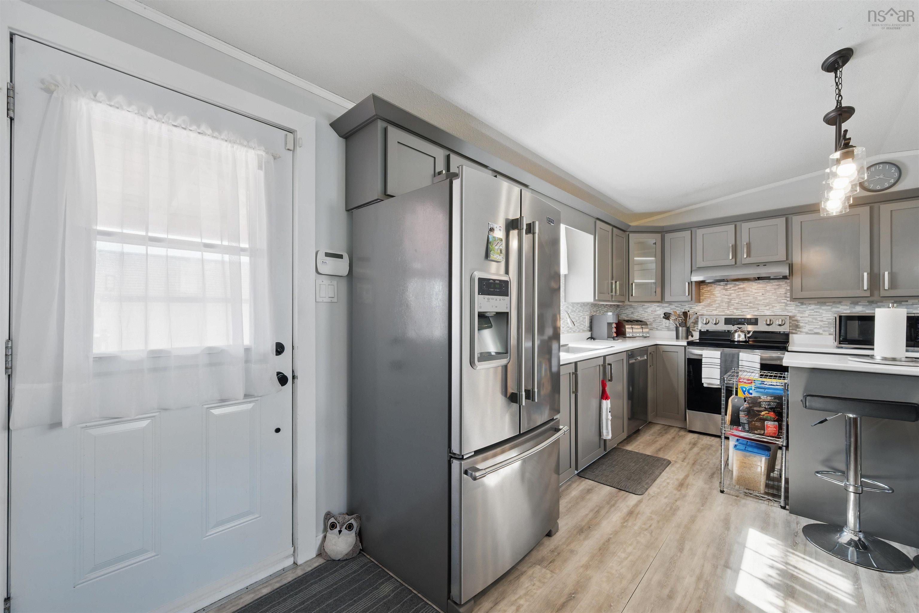 $349,900.00: 20 Greendale Drive, Lawrencetown