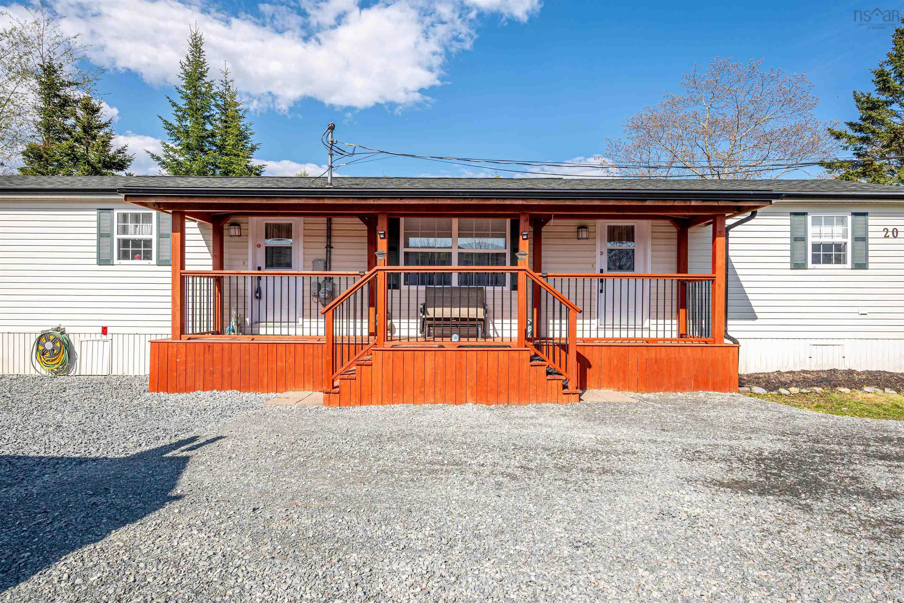 $349,900.00: 20 Greendale Drive, Lawrencetown