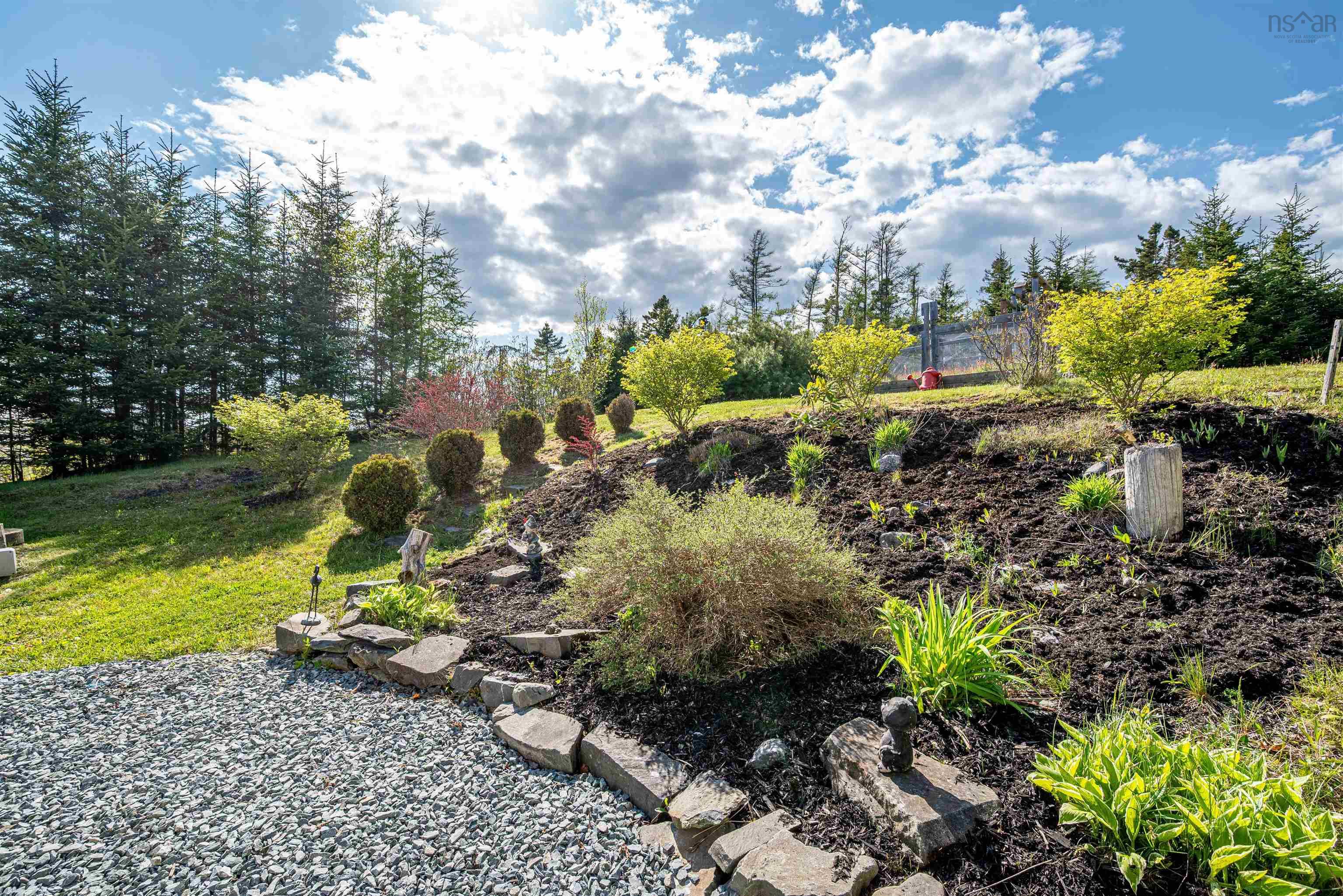 $349,900.00: 20 Greendale Drive, Lawrencetown