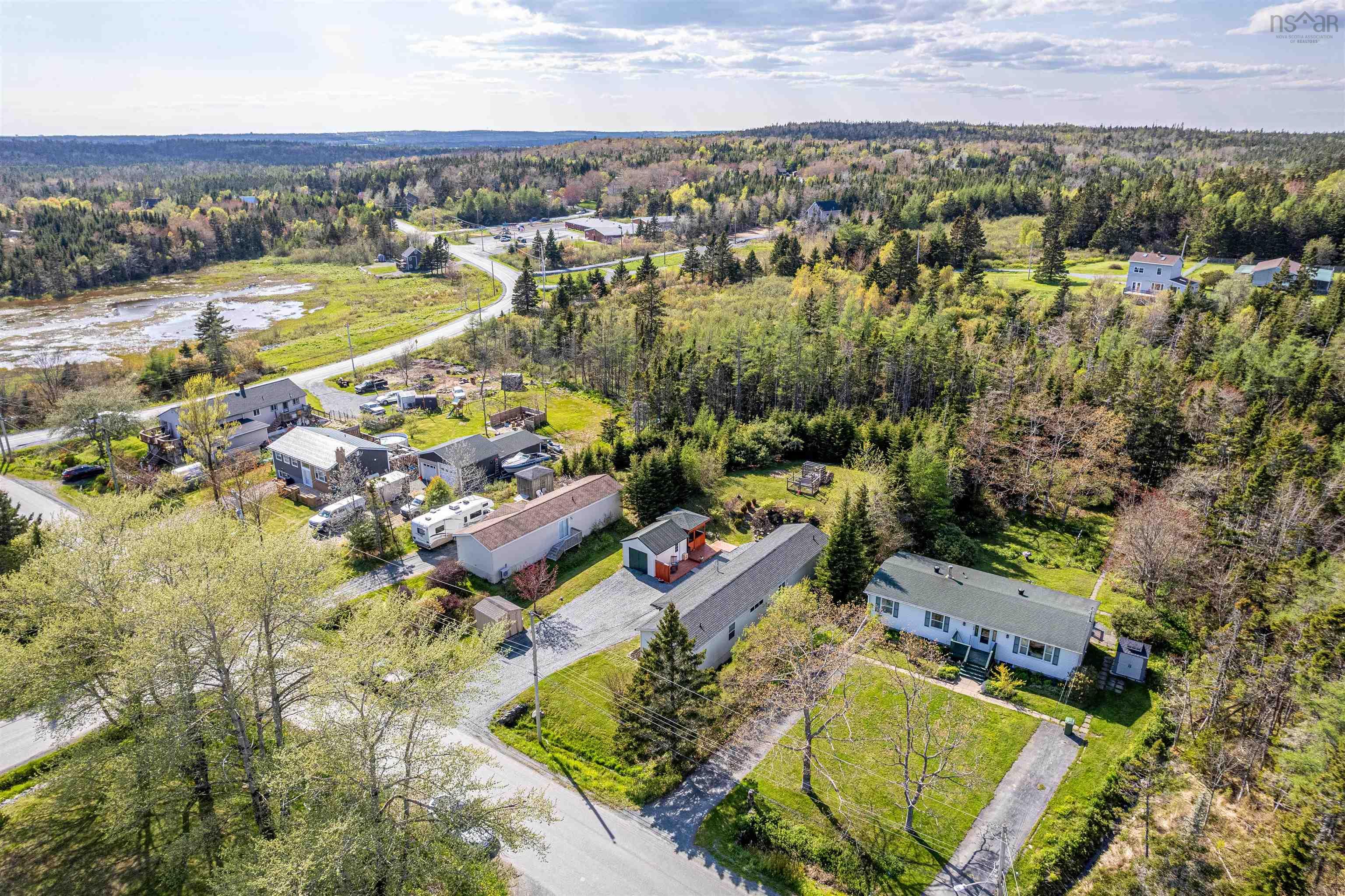 $349,900.00: 20 Greendale Drive, Lawrencetown