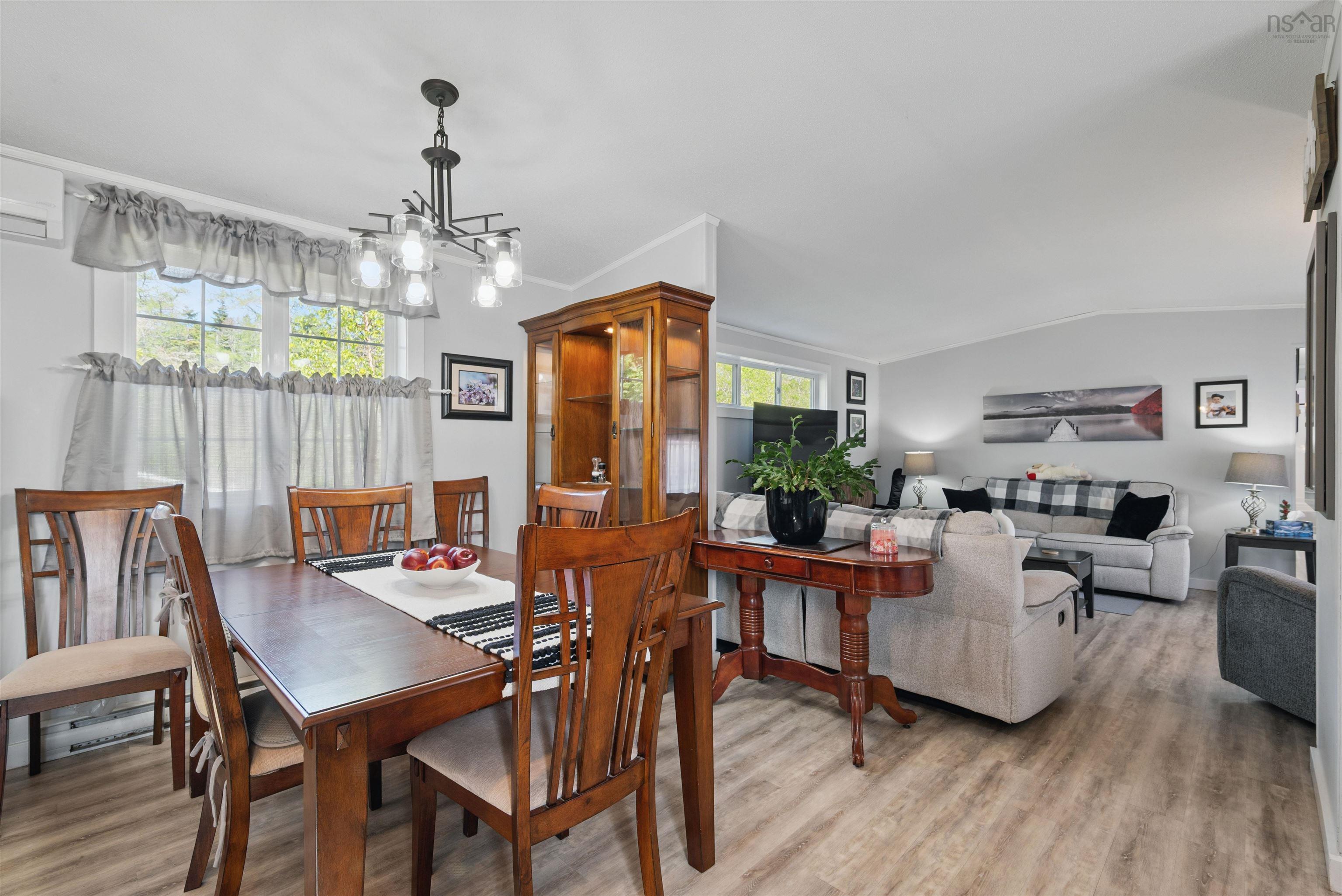 $349,900.00: 20 Greendale Drive, Lawrencetown