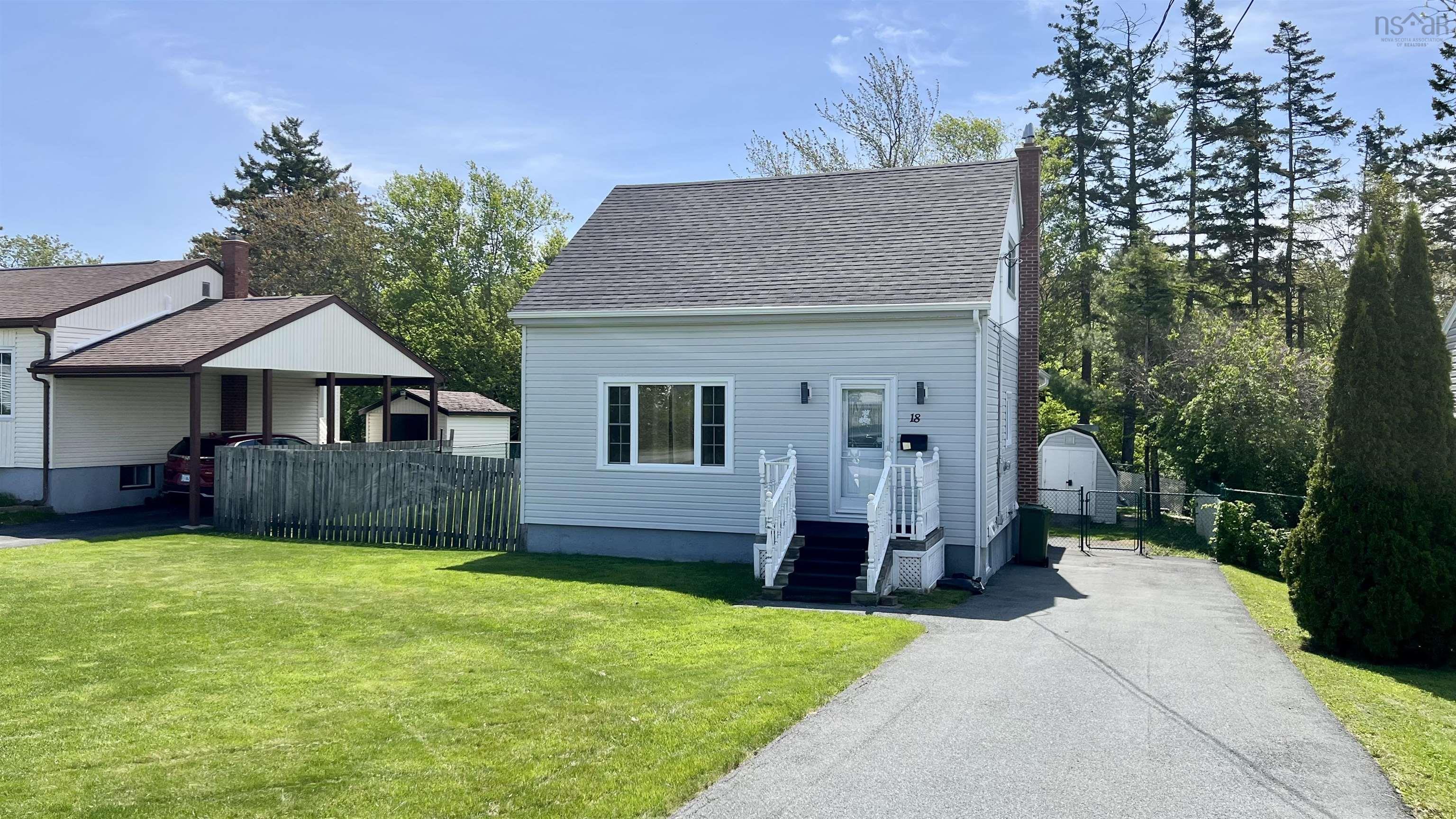 $424,900.00: 18 Devon Crescent, Halifax