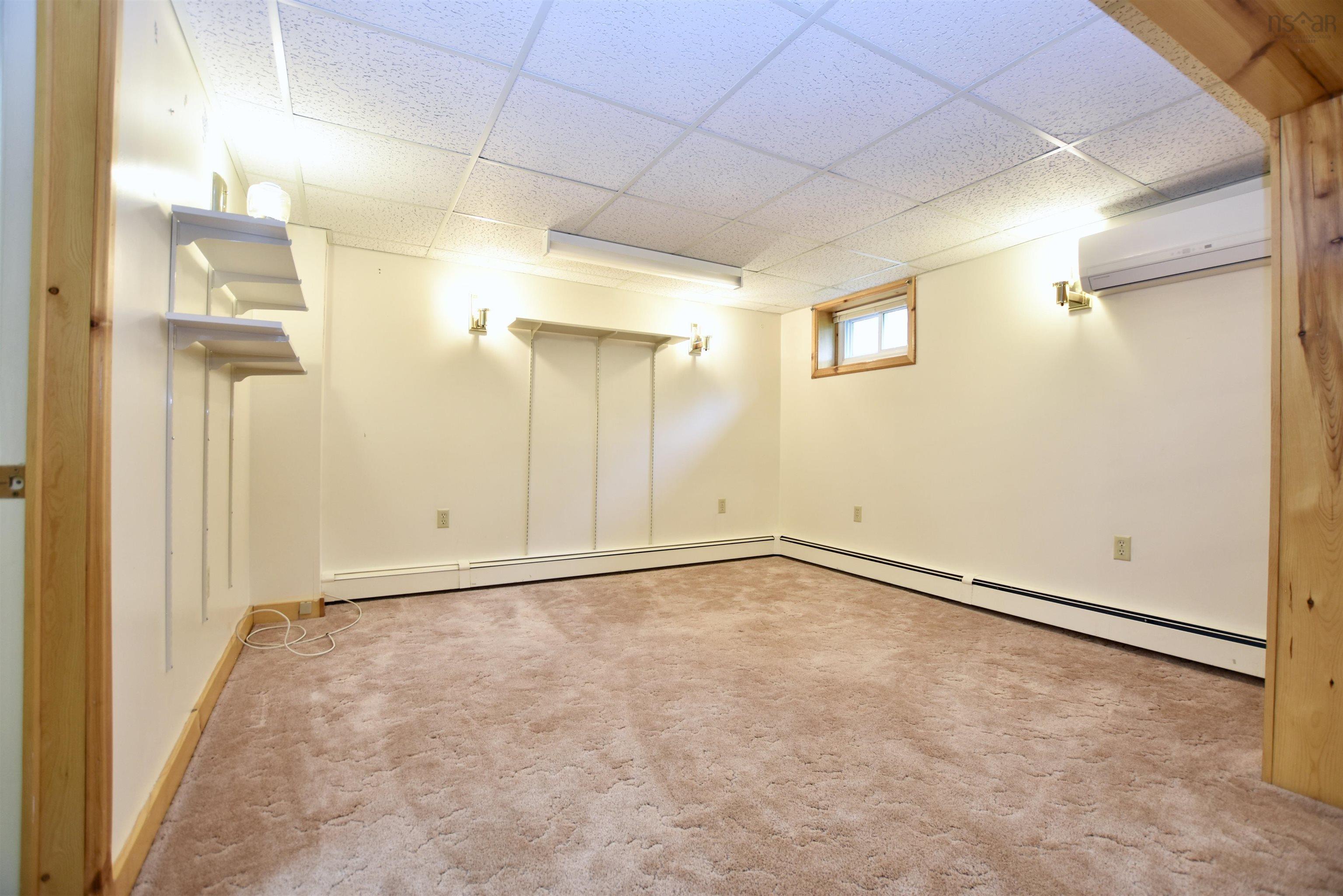 $424,900.00: 18 Devon Crescent, Halifax