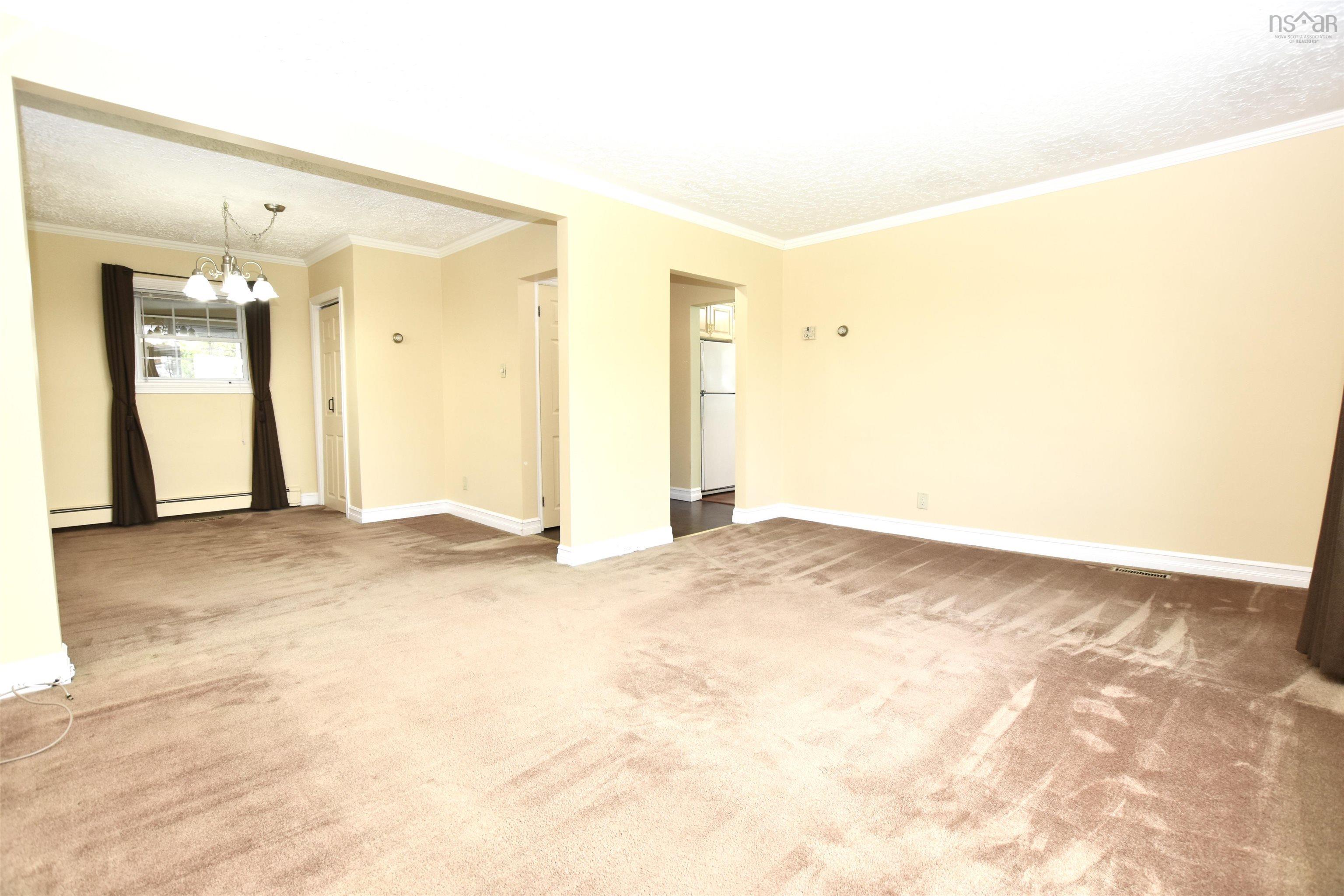 $424,900.00: 18 Devon Crescent, Halifax