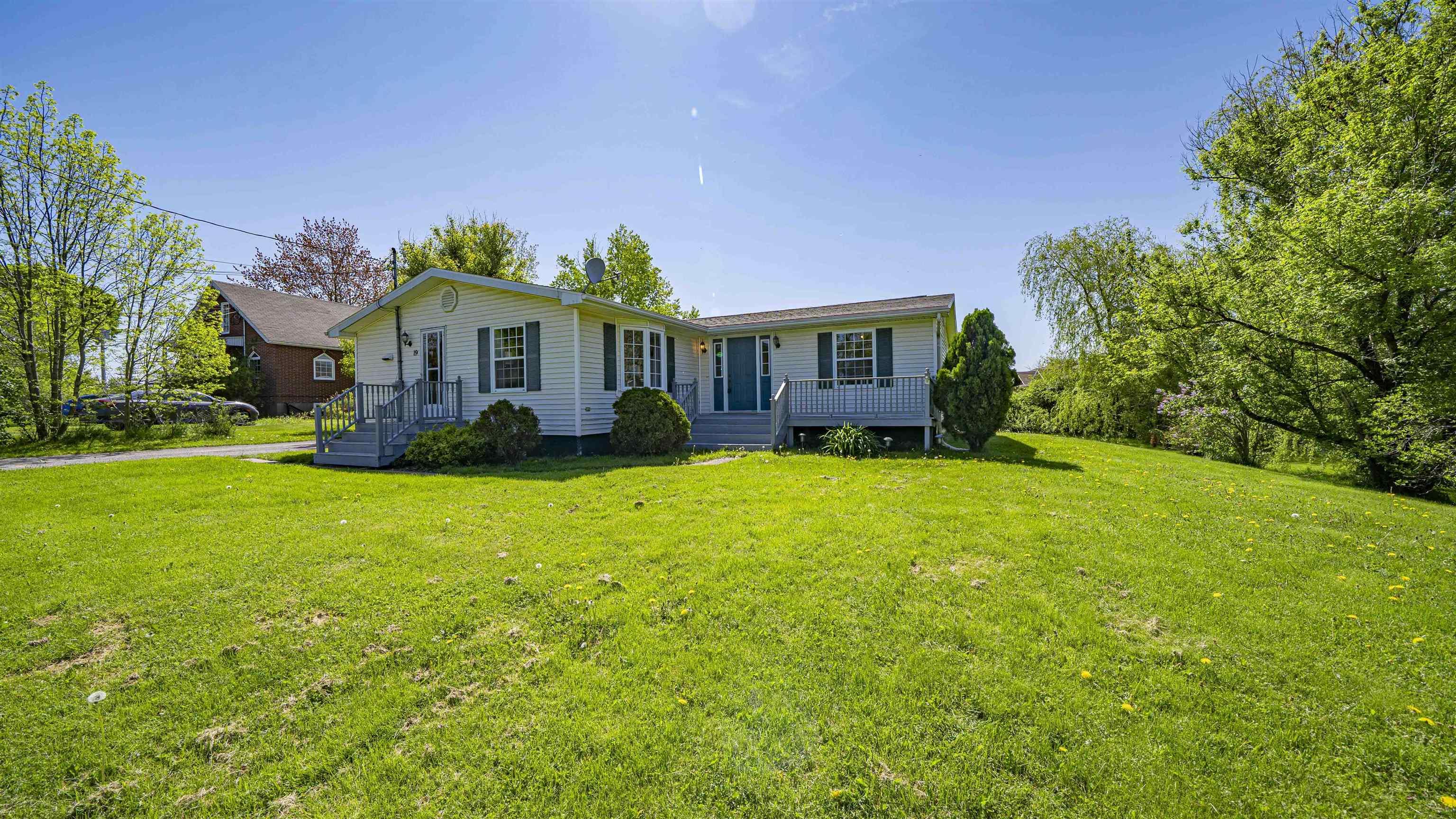 $450,000.00: 19 Frenchy Road, Lantz