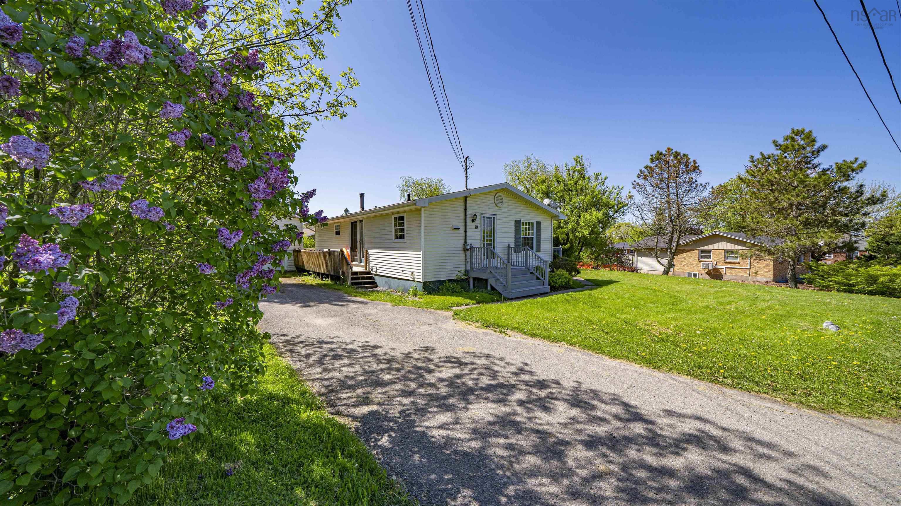 $450,000.00: 19 Frenchy Road, Lantz
