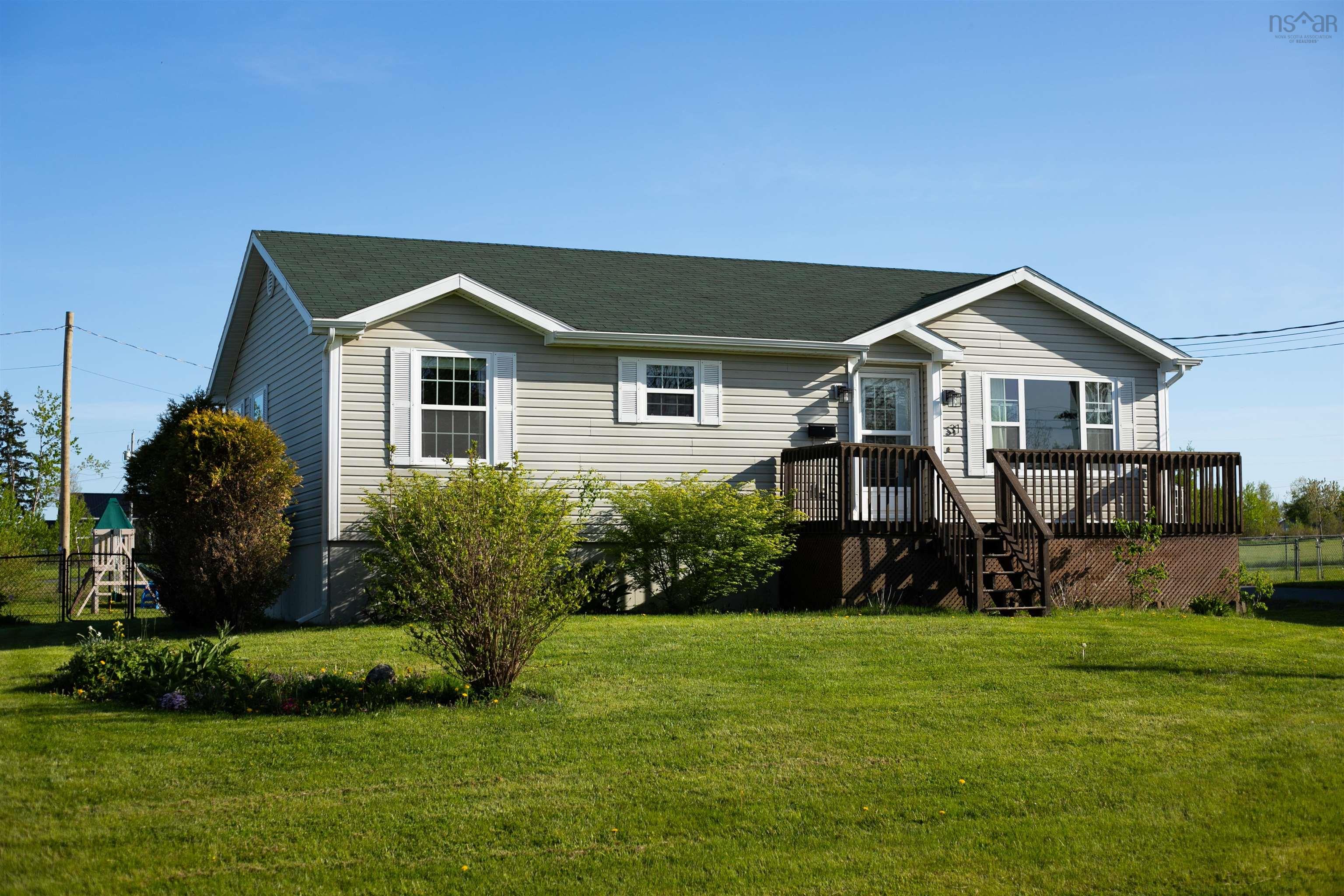 $449,900.00: 31 Viggo Holm Road, Abercrombie