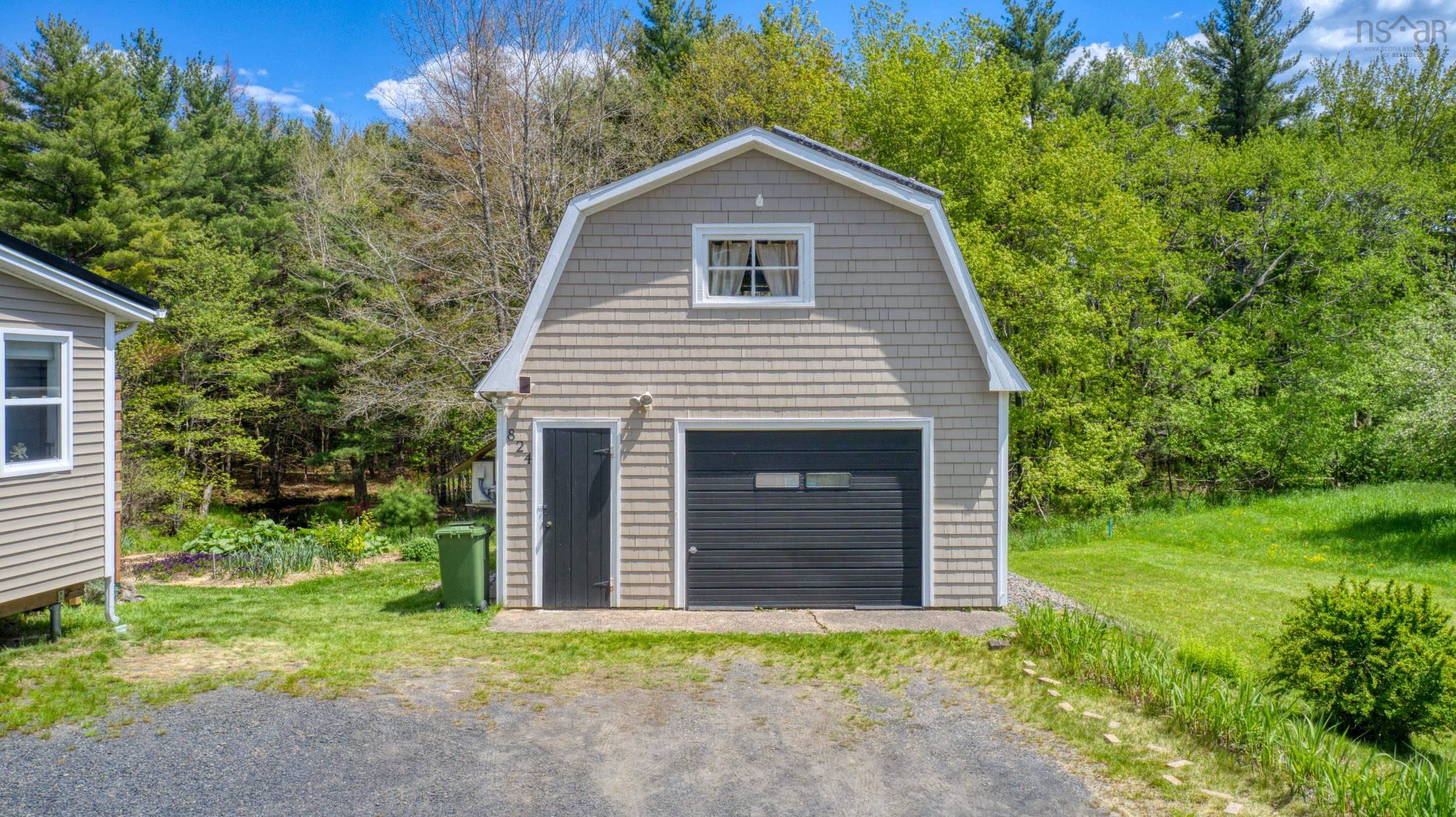 $449,900.00: 824 Pine Grove Road, Pine Grove