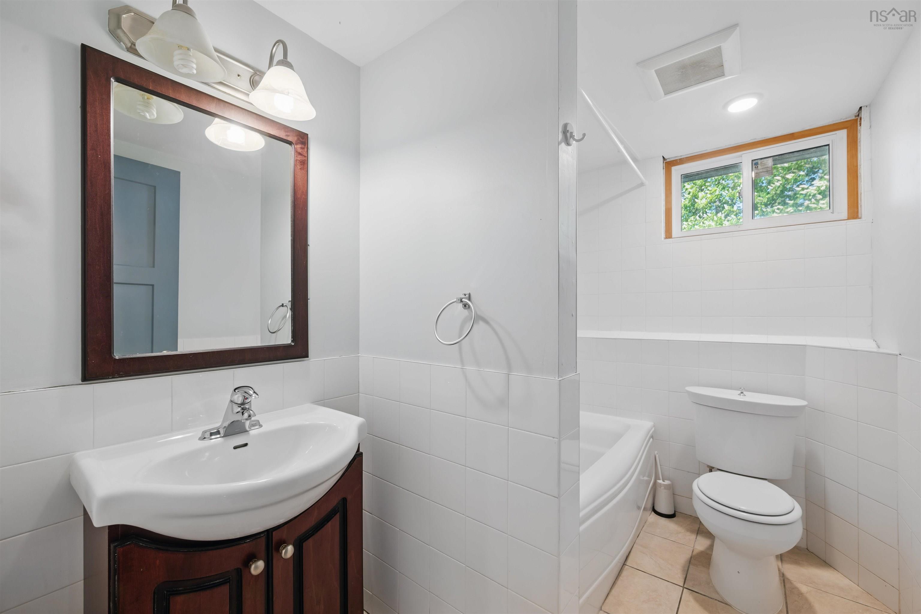 $539,900.00: 16 Brigadoon Drive, Dartmouth