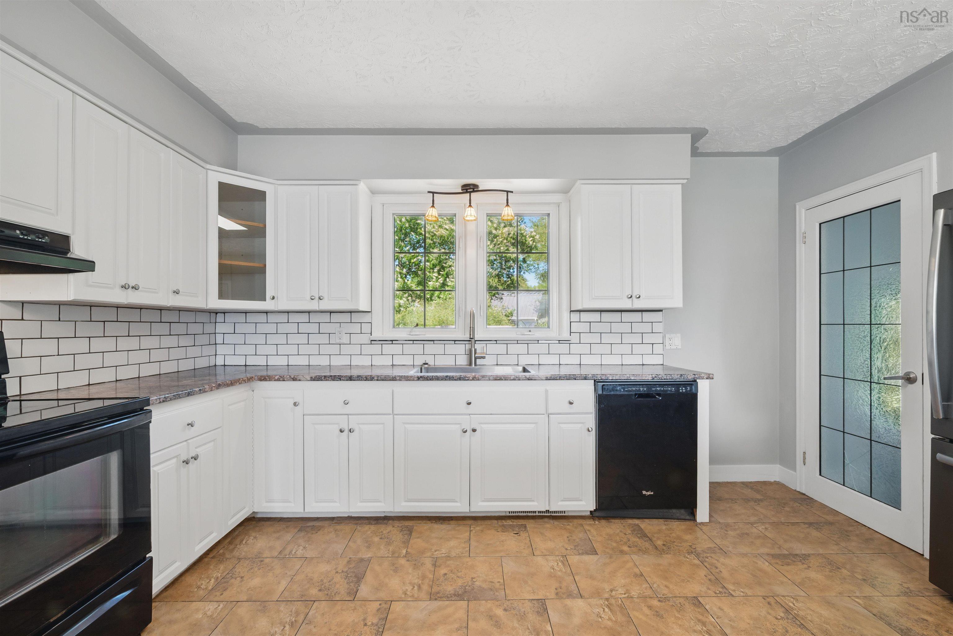 $539,900.00: 16 Brigadoon Drive, Dartmouth