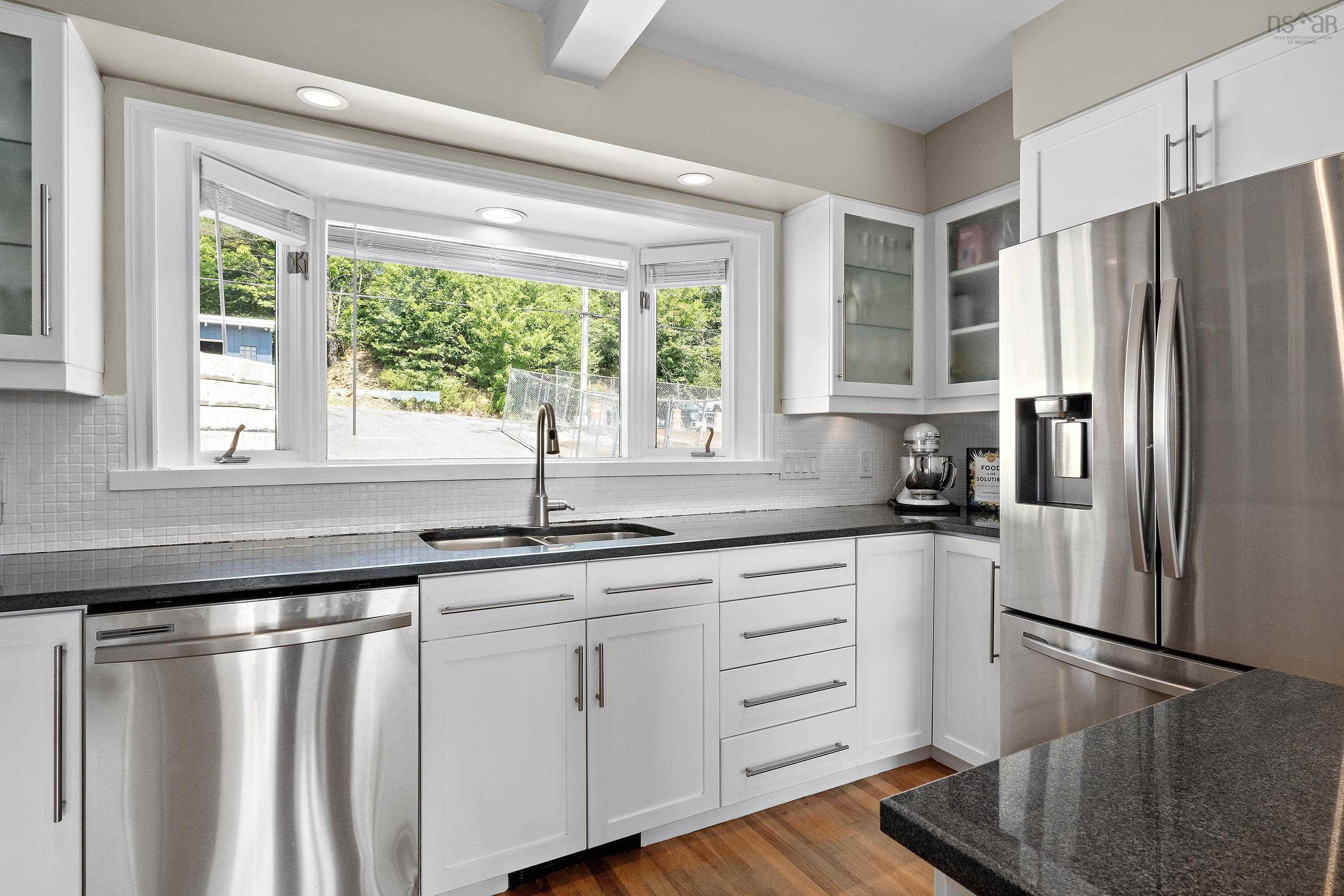 $4,695,000.00: 1084 Ridgewood Drive, Halifax