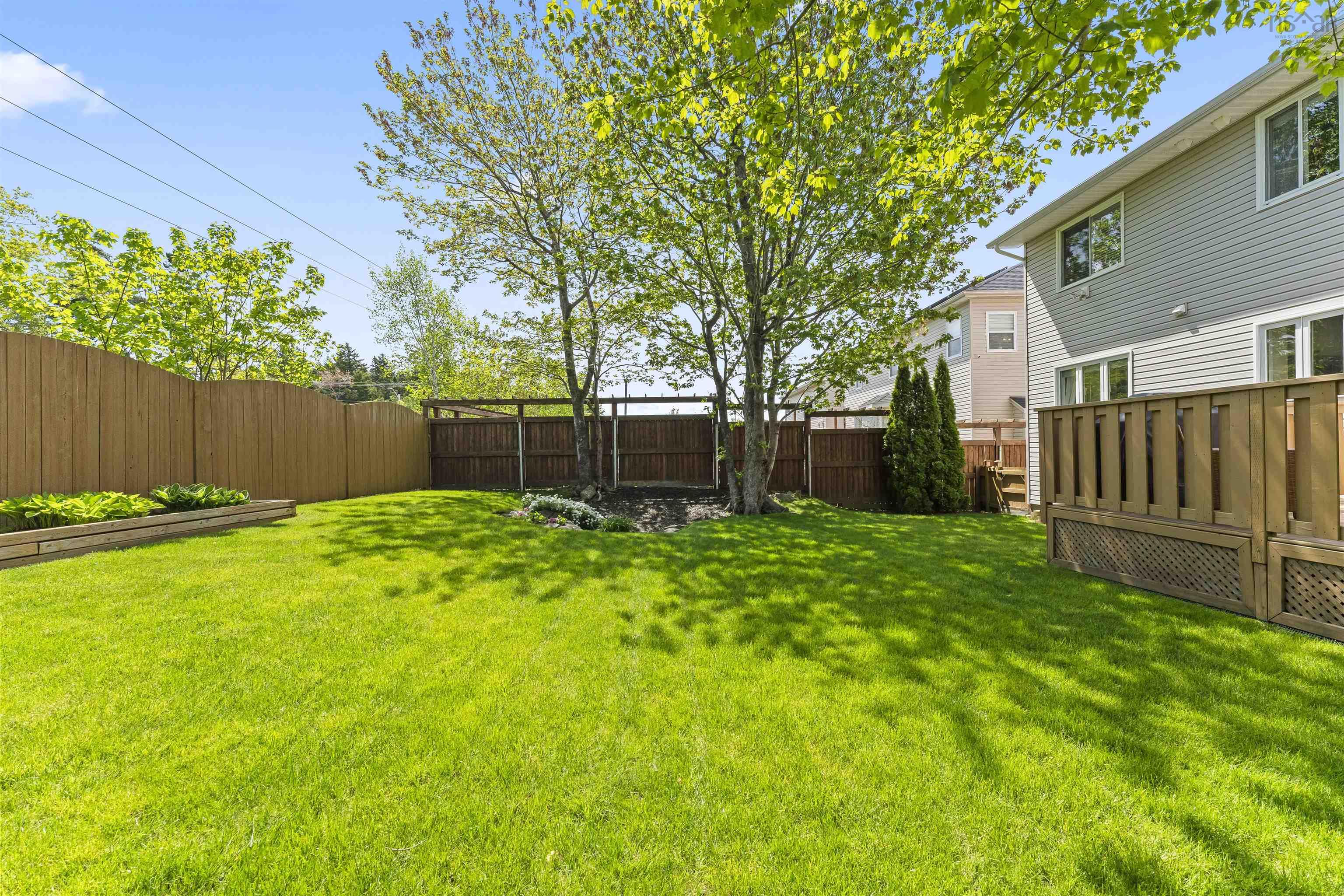 $989,900.00: 11 Parkmount Close, Halifax