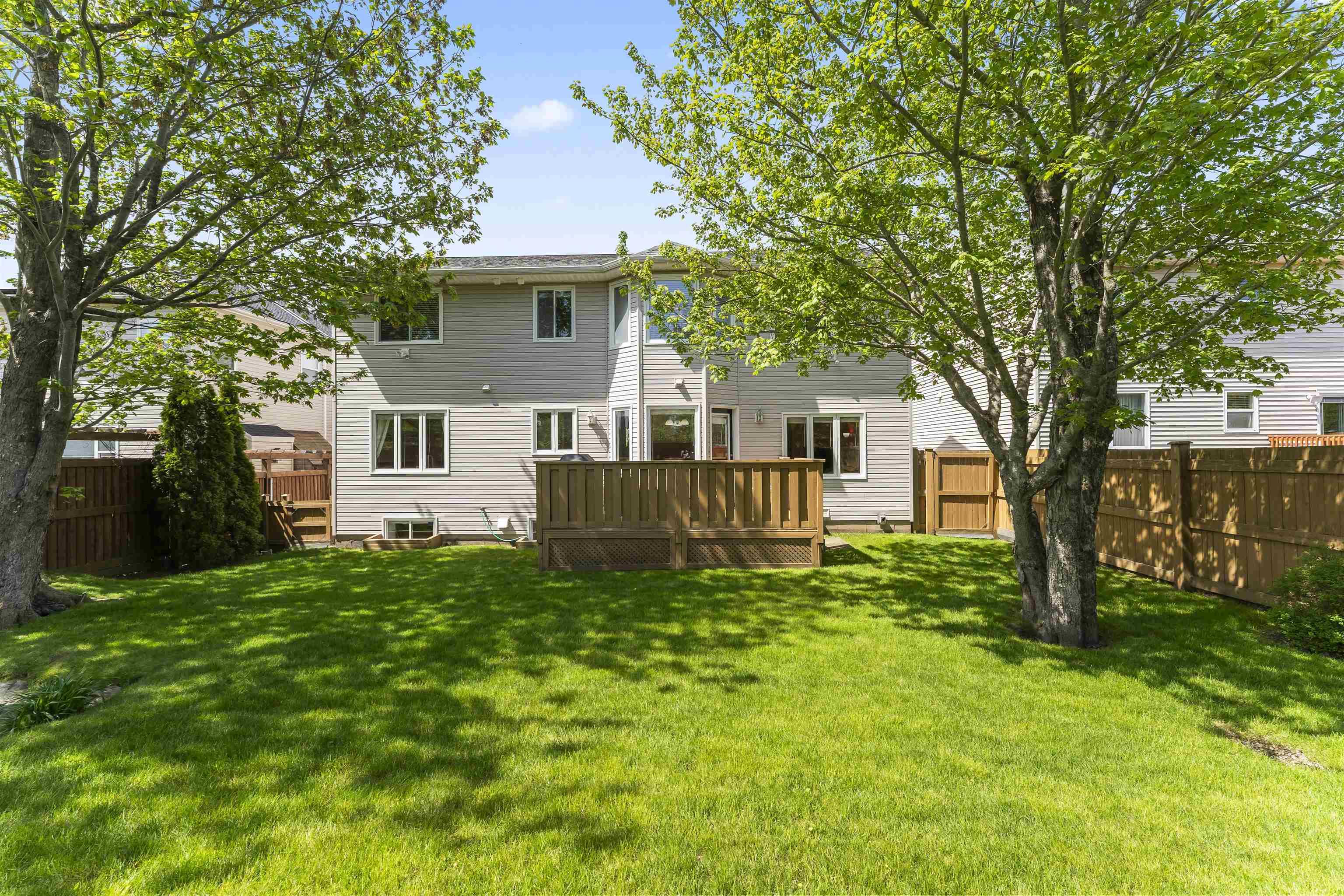 $989,900.00: 11 Parkmount Close, Halifax