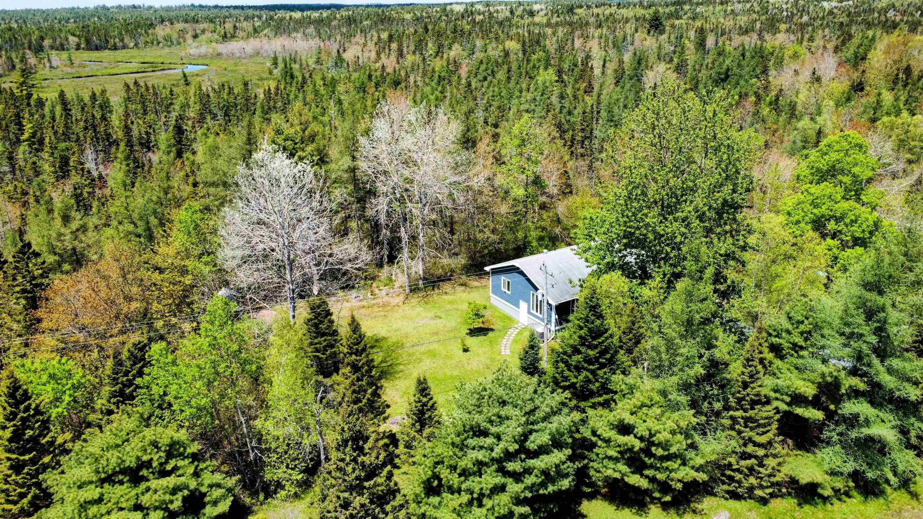 $389,900.00: 362 Middlewood Diversion, Middlewood